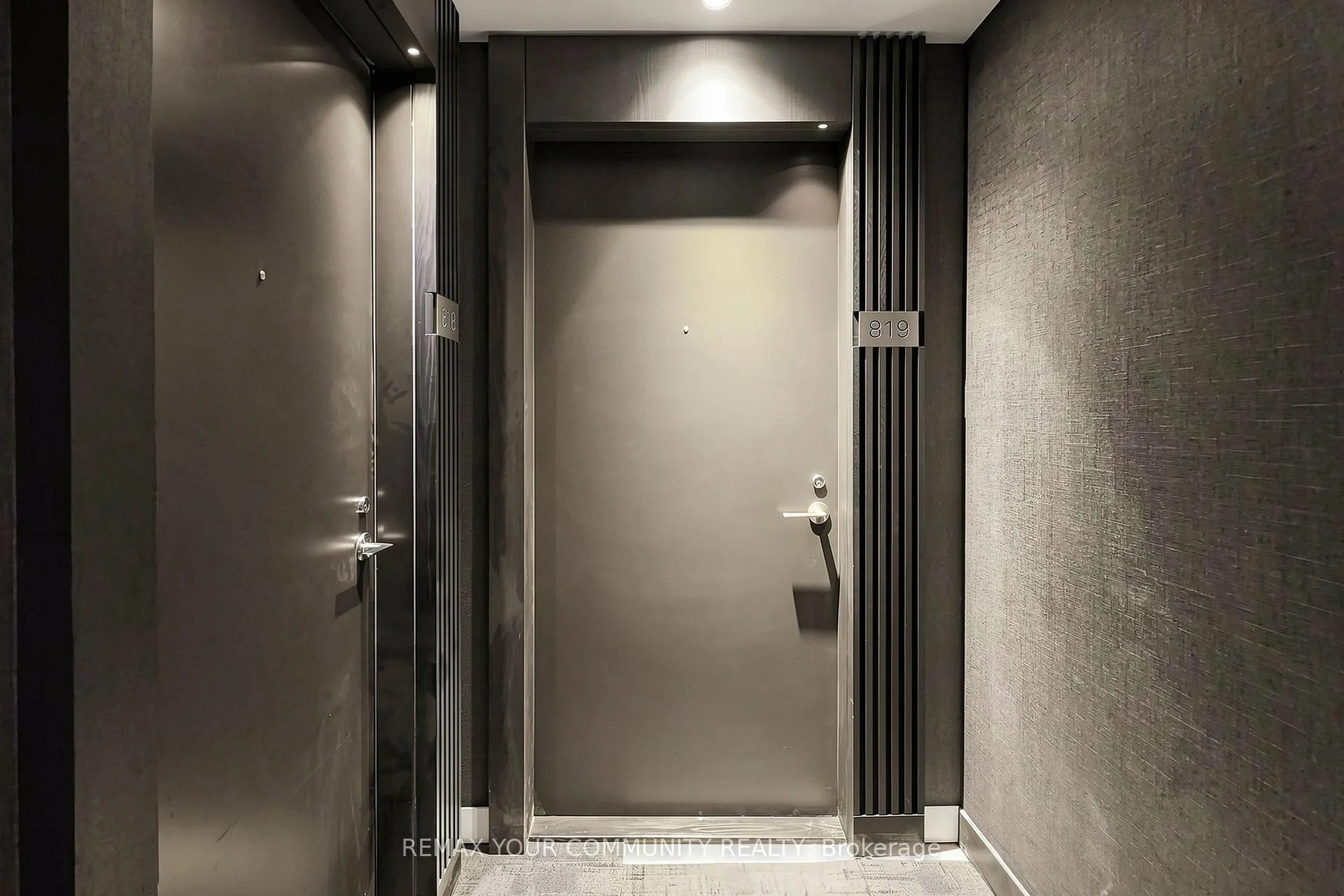 Photo 11 of Unit 819, 110 Broadway Avenue E, Toronto, Mount Pleasant West — HOMEH