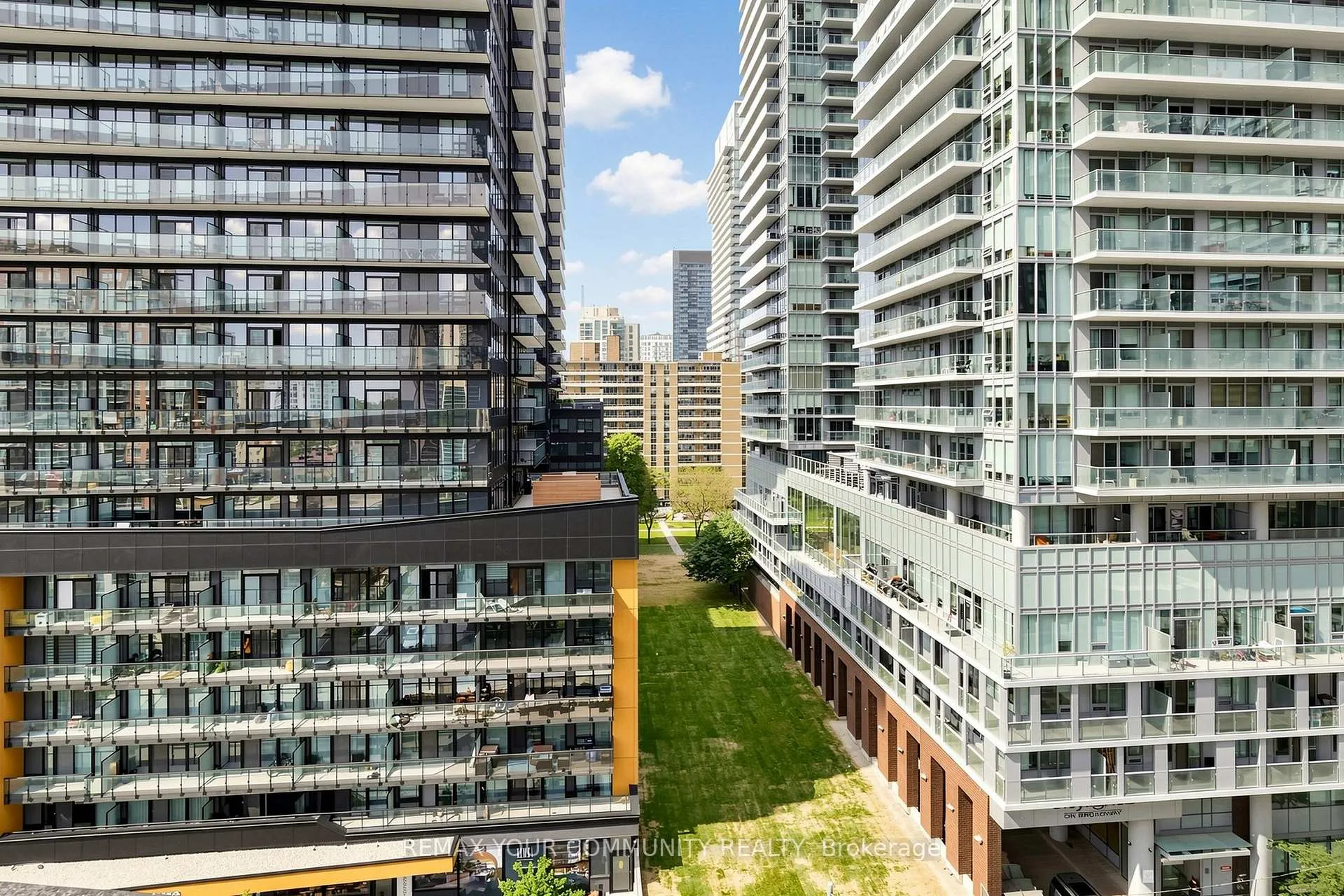 Photo 37 of Unit 819, 110 Broadway Avenue E, Toronto, Mount Pleasant West — HOMEH