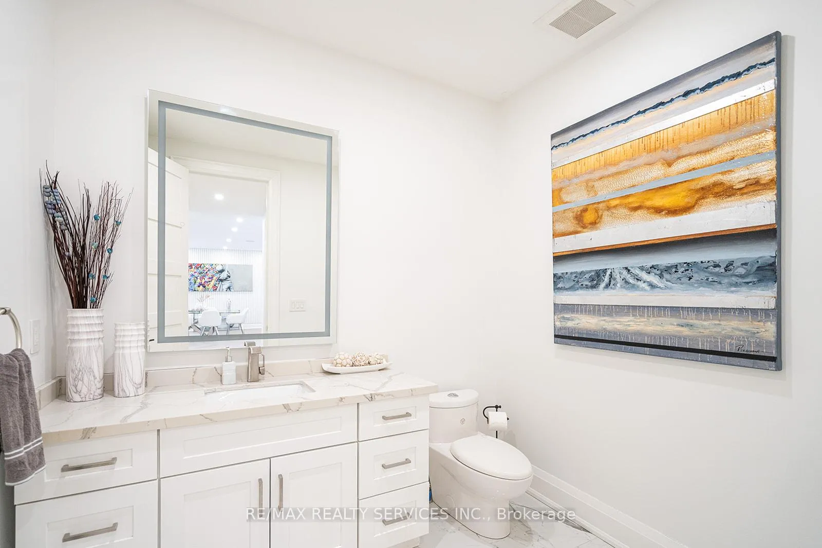 Photo 24 of 3 Bonnyview Drive, Etobicoke, Stonegate-Queensway — HOMEH