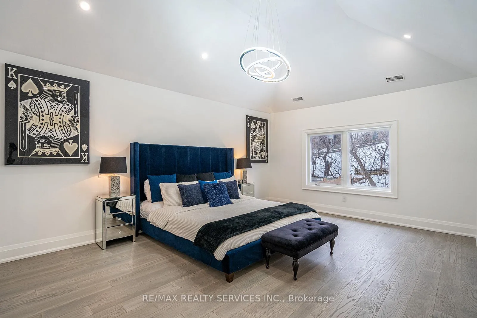 Photo 27 of 3 Bonnyview Drive, Etobicoke, Stonegate-Queensway — HOMEH