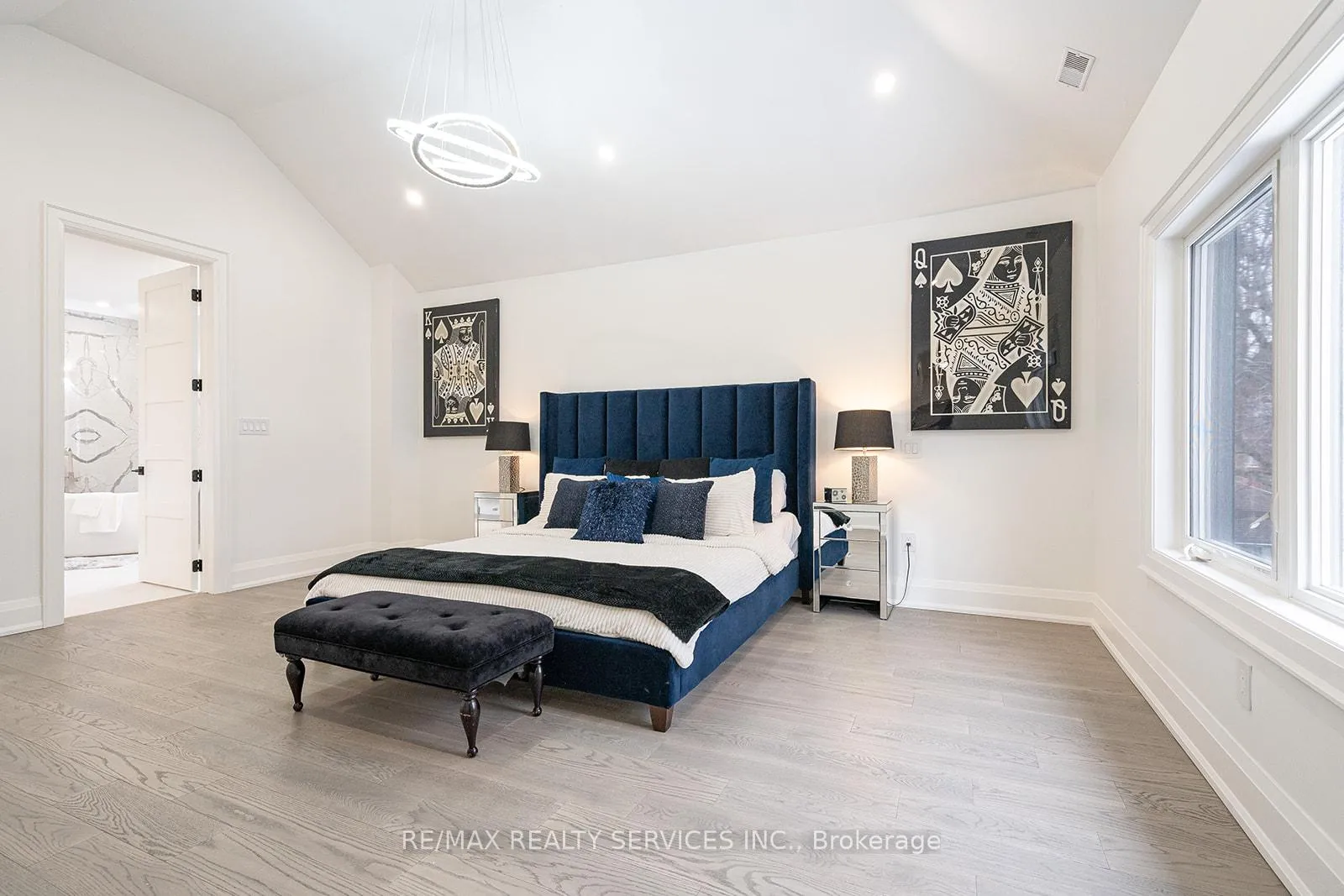 Photo 28 of 3 Bonnyview Drive, Etobicoke, Stonegate-Queensway — HOMEH