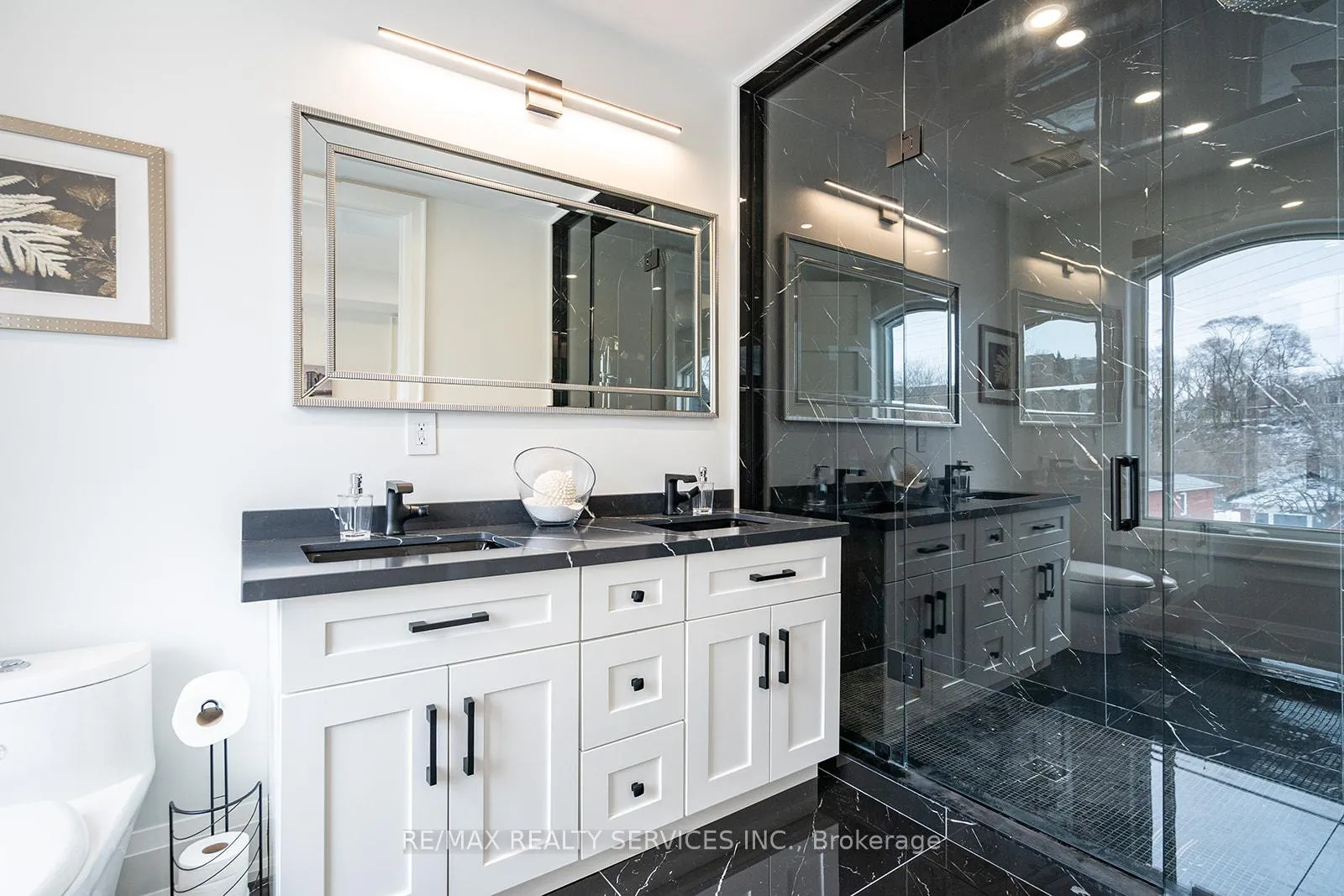 Photo 36 of 3 Bonnyview Drive, Etobicoke, Stonegate-Queensway — HOMEH