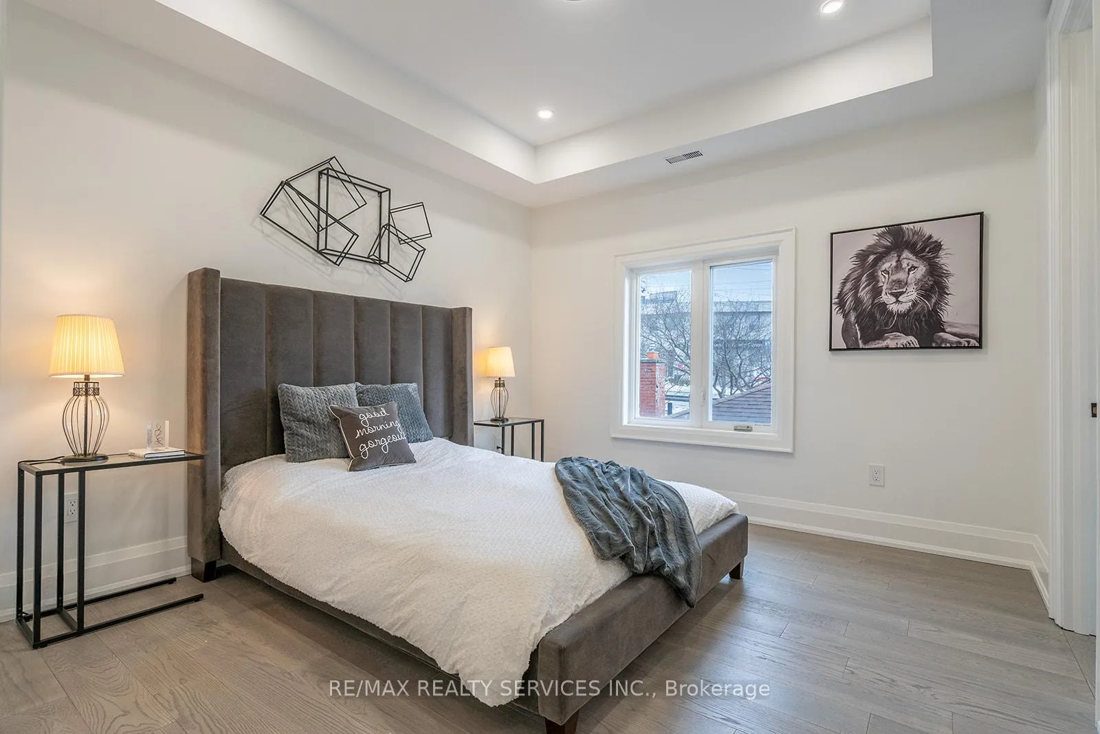 Photo 42 of 3 Bonnyview Drive, Etobicoke, Stonegate-Queensway — HOMEH
