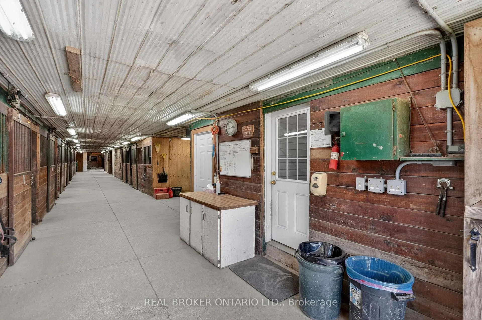 Photo 14 of 311 Brant County 22 Road, Hamilton, Rural Ancaster — HOMEH