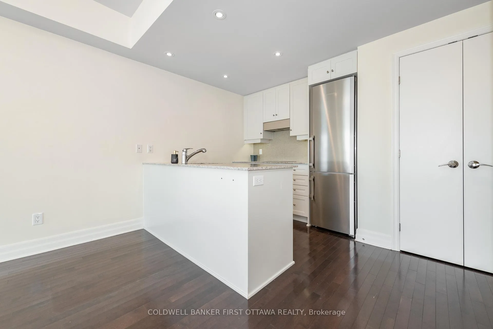 Photo 9 of Unit 509, 75 Cleary Avenue, Ottawa, Woodroffe — HOMEH