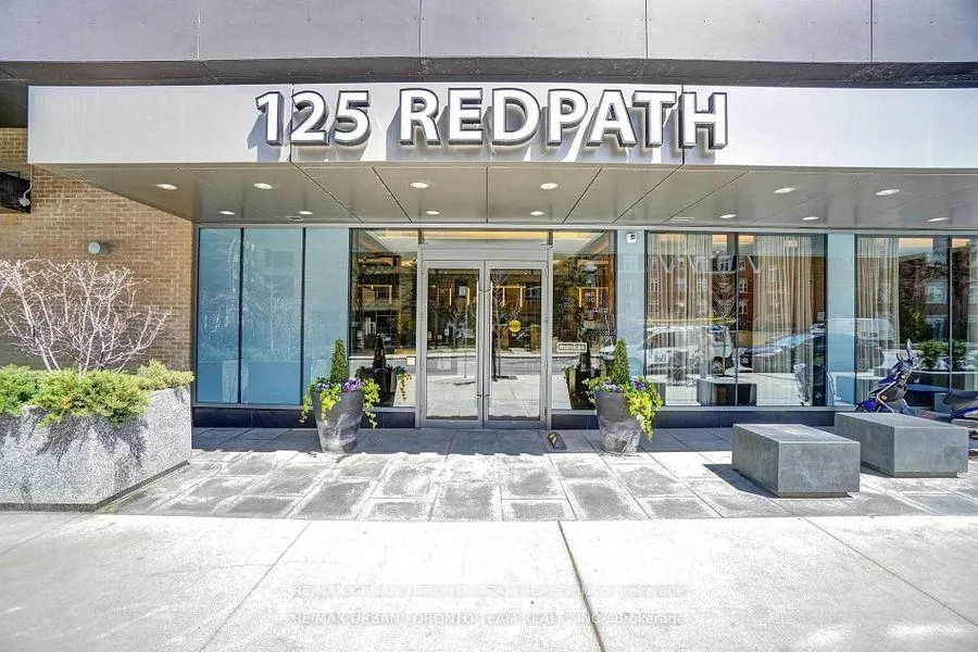 Photo 2 of Unit 608, 125 Redpath Avenue, Toronto, Mount Pleasant East — HOMEH
