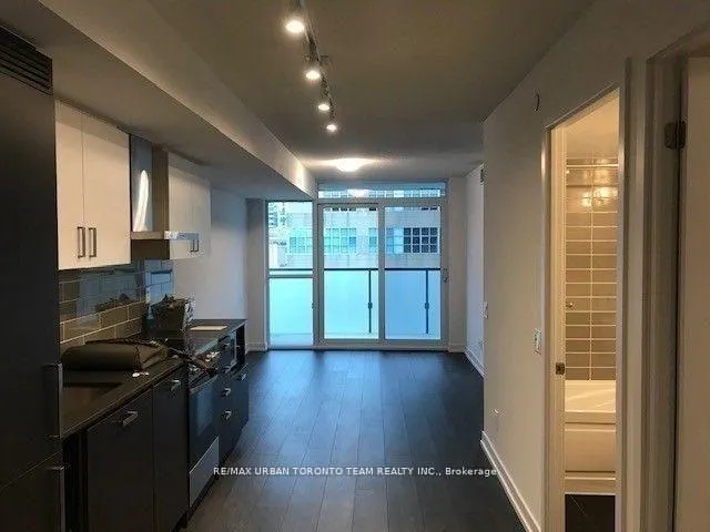 Photo 7 of Unit 608, 125 Redpath Avenue, Toronto, Mount Pleasant East — HOMEH