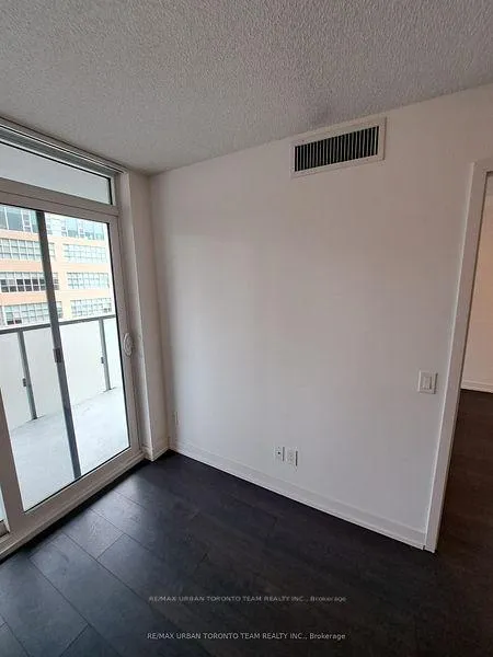 Photo 10 of Unit 608, 125 Redpath Avenue, Toronto, Mount Pleasant East — HOMEH