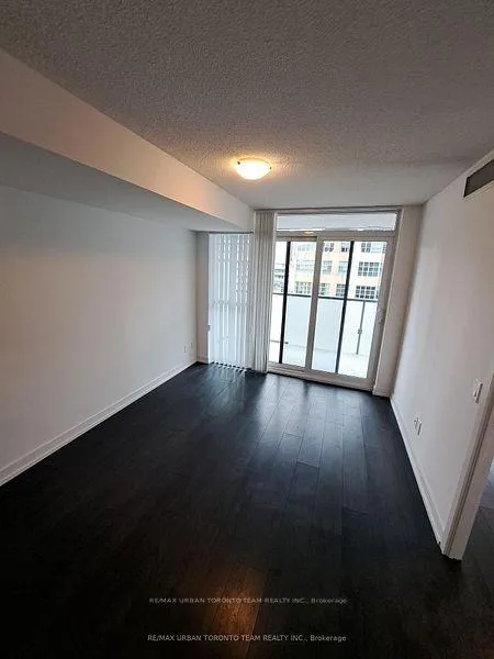 Photo 12 of Unit 608, 125 Redpath Avenue, Toronto, Mount Pleasant East — HOMEH