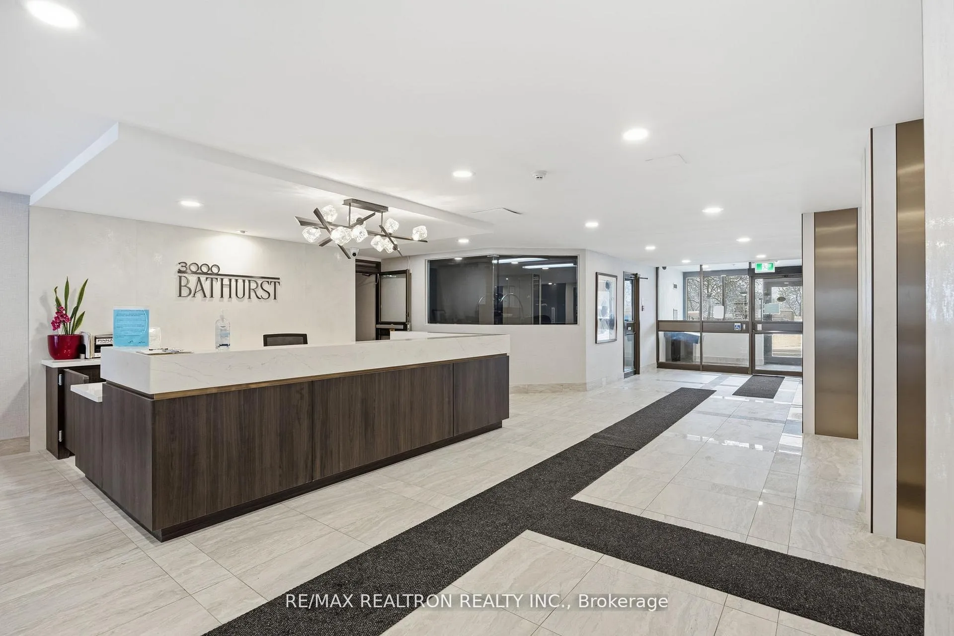 Photo 13 of Unit 601, 3000 Bathurst Street, Toronto, Englemount-Lawrence — HOMEH