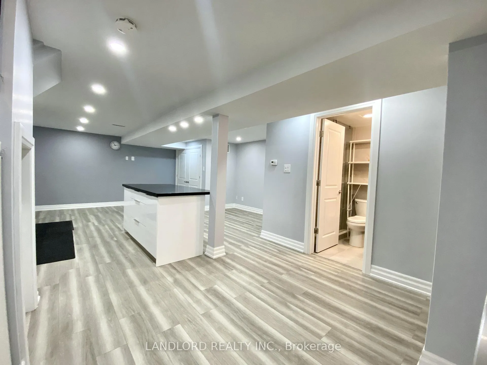 Photo 4 of Unit Bsmt, 1001 Cosburn Avenue, Toronto, Woodbine-Lumsden — HOMEH