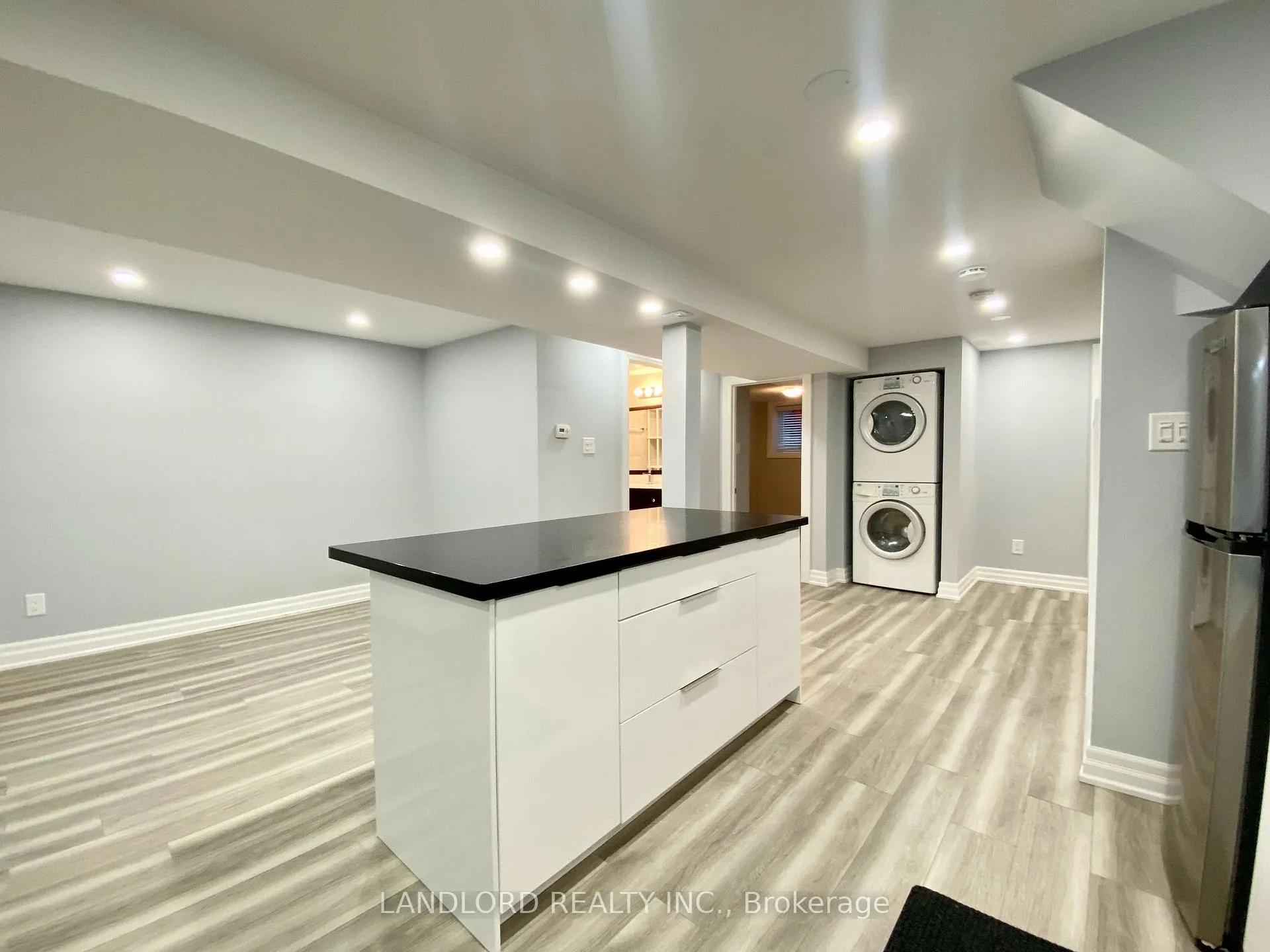 Photo 10 of Unit Bsmt, 1001 Cosburn Avenue, Toronto, Woodbine-Lumsden — HOMEH