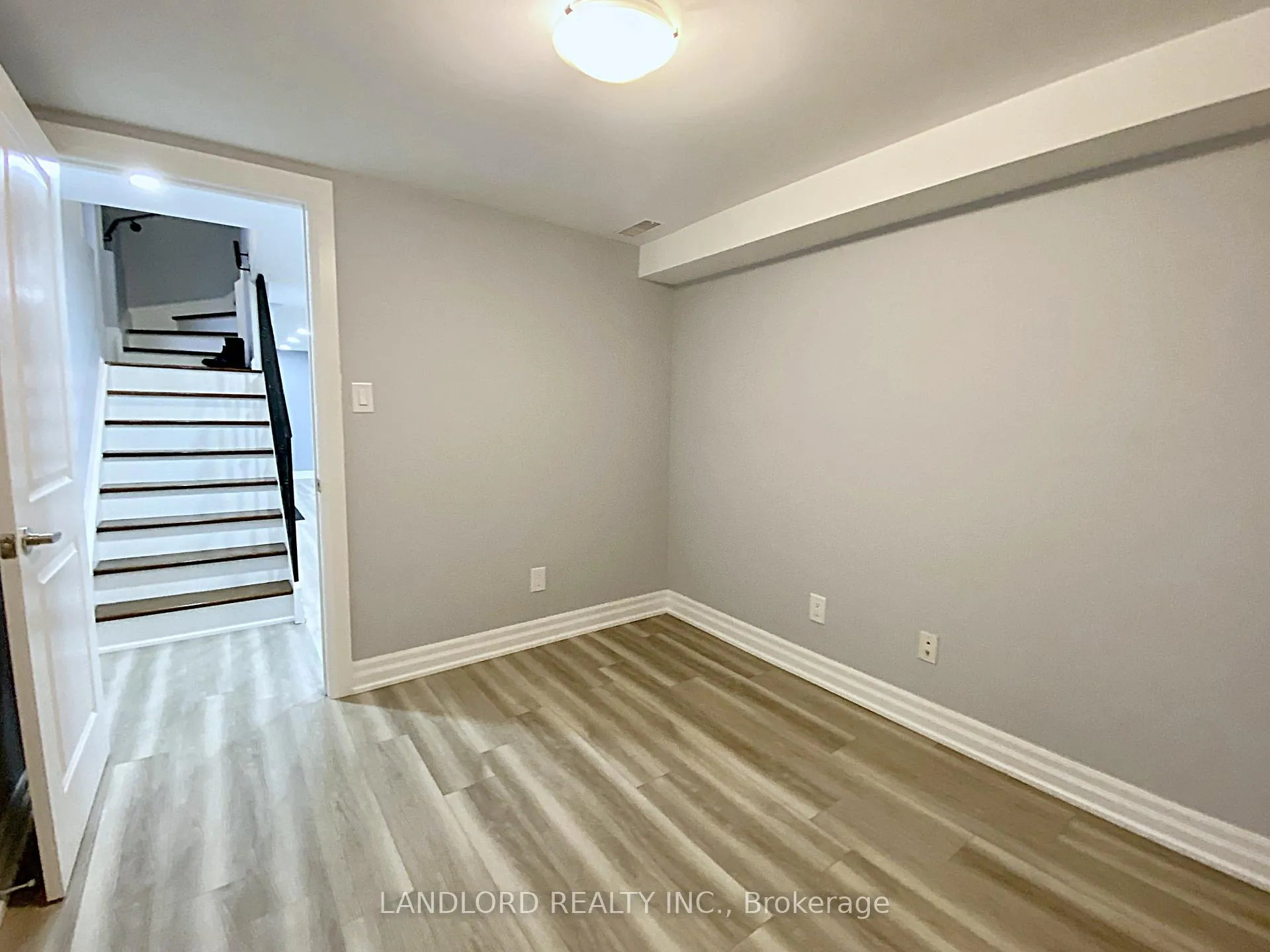 Photo 19 of Unit Bsmt, 1001 Cosburn Avenue, Toronto, Woodbine-Lumsden — HOMEH