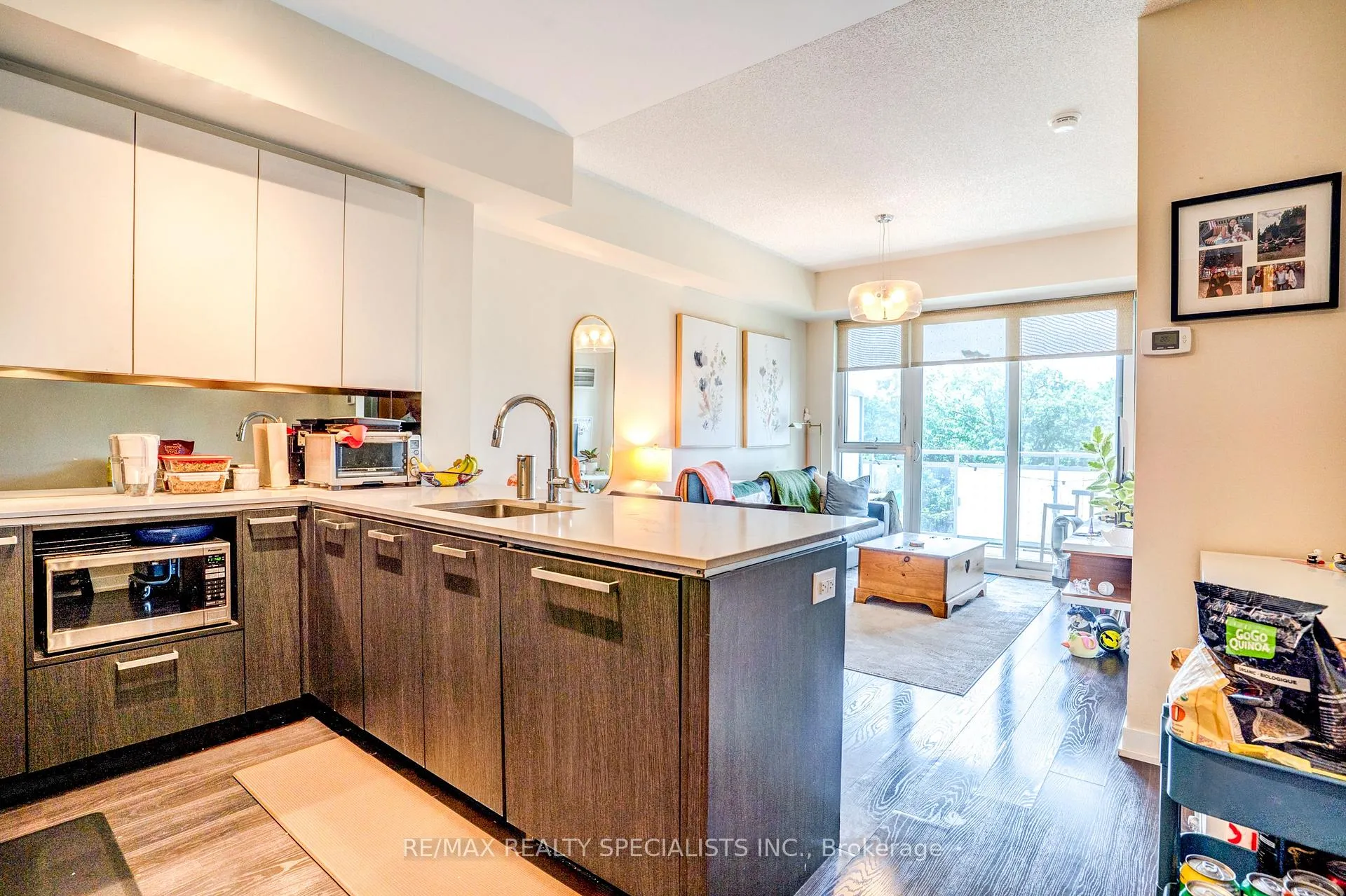 Photo 3 of Unit 518, 1830 Bloor Street, Toronto, High Park North — HOMEH