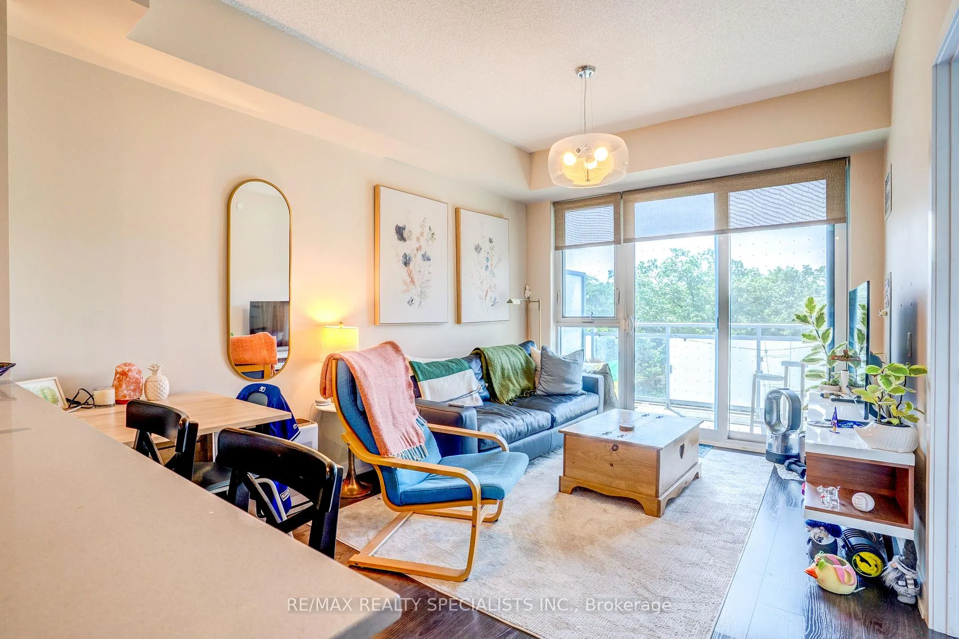 Photo 5 of Unit 518, 1830 Bloor Street, Toronto, High Park North — HOMEH