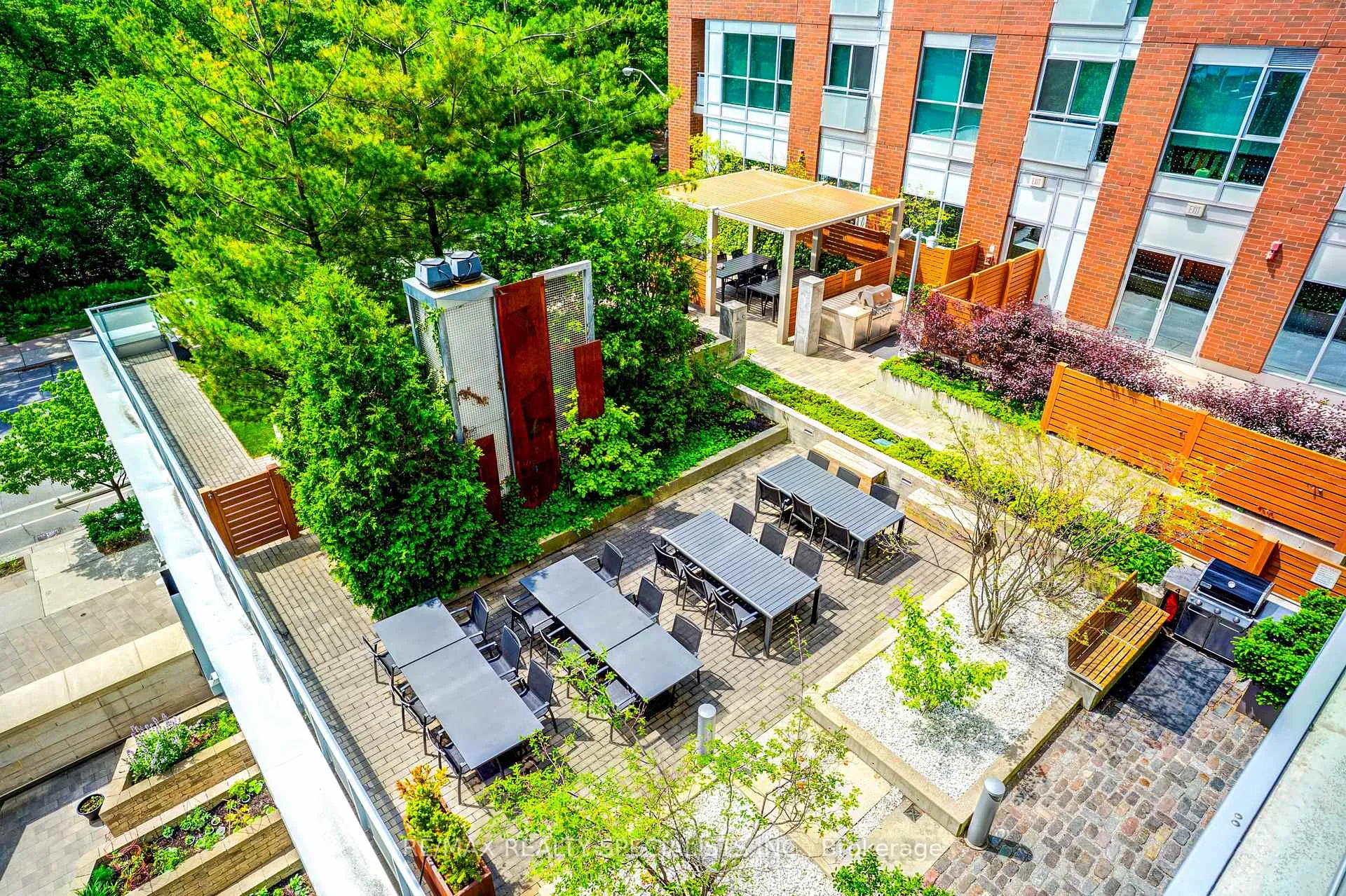 Photo 18 of Unit 518, 1830 Bloor Street, Toronto, High Park North — HOMEH
