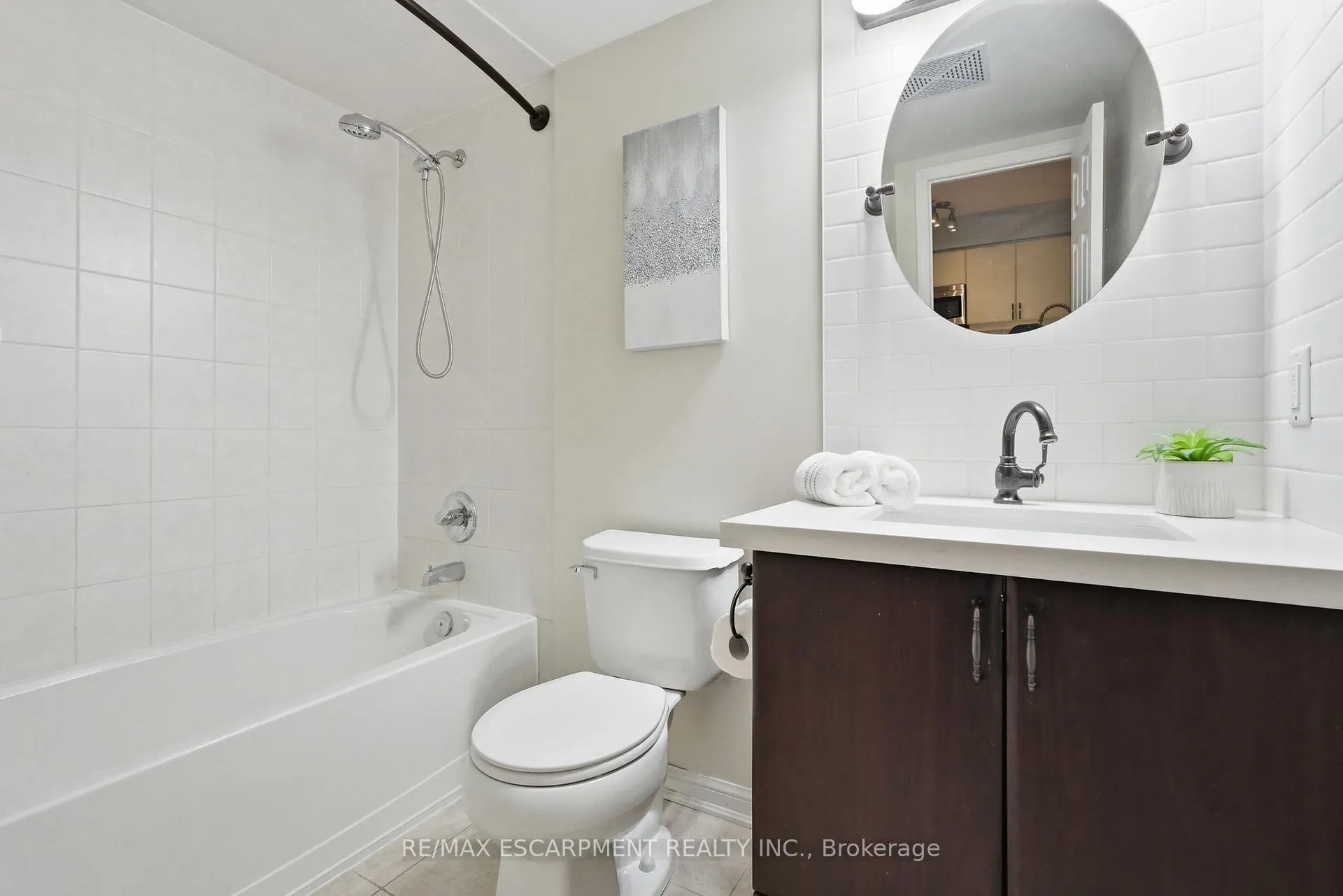 Photo 27 of Unit 226, 3060 Rotary Way, Burlington, Alton — HOMEH