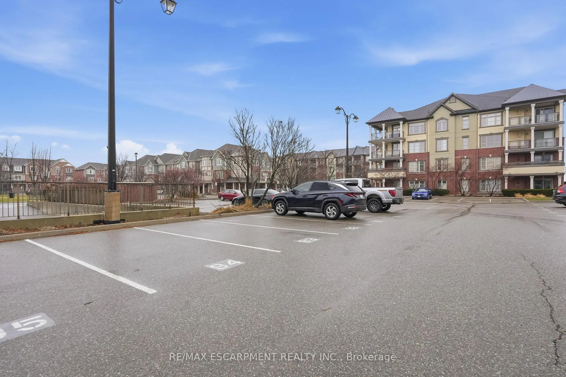 Photo 38 of Unit 226, 3060 Rotary Way, Burlington, Alton — HOMEH