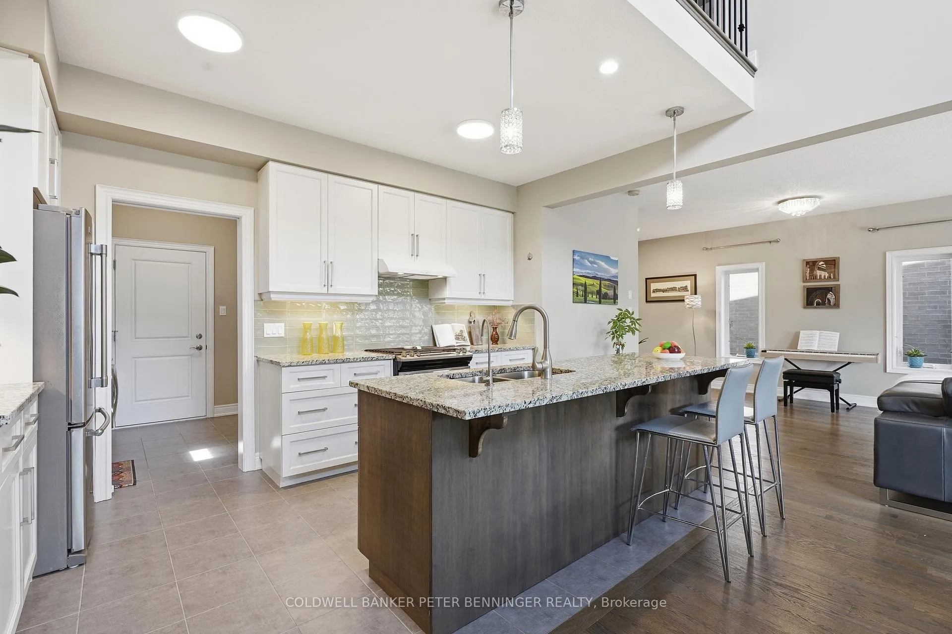 Photo 7 of 308 Carriage Way N, Waterloo, Bridgeport — HOMEH