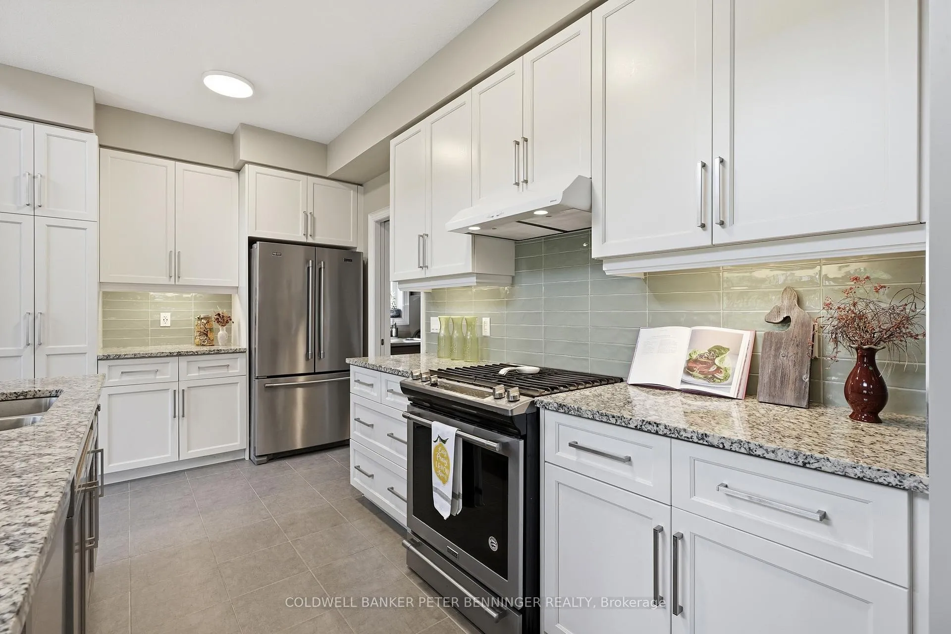 Photo 8 of 308 Carriage Way N, Waterloo, Bridgeport — HOMEH