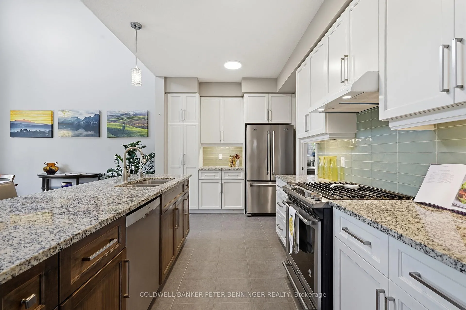 Photo 9 of 308 Carriage Way N, Waterloo, Bridgeport — HOMEH