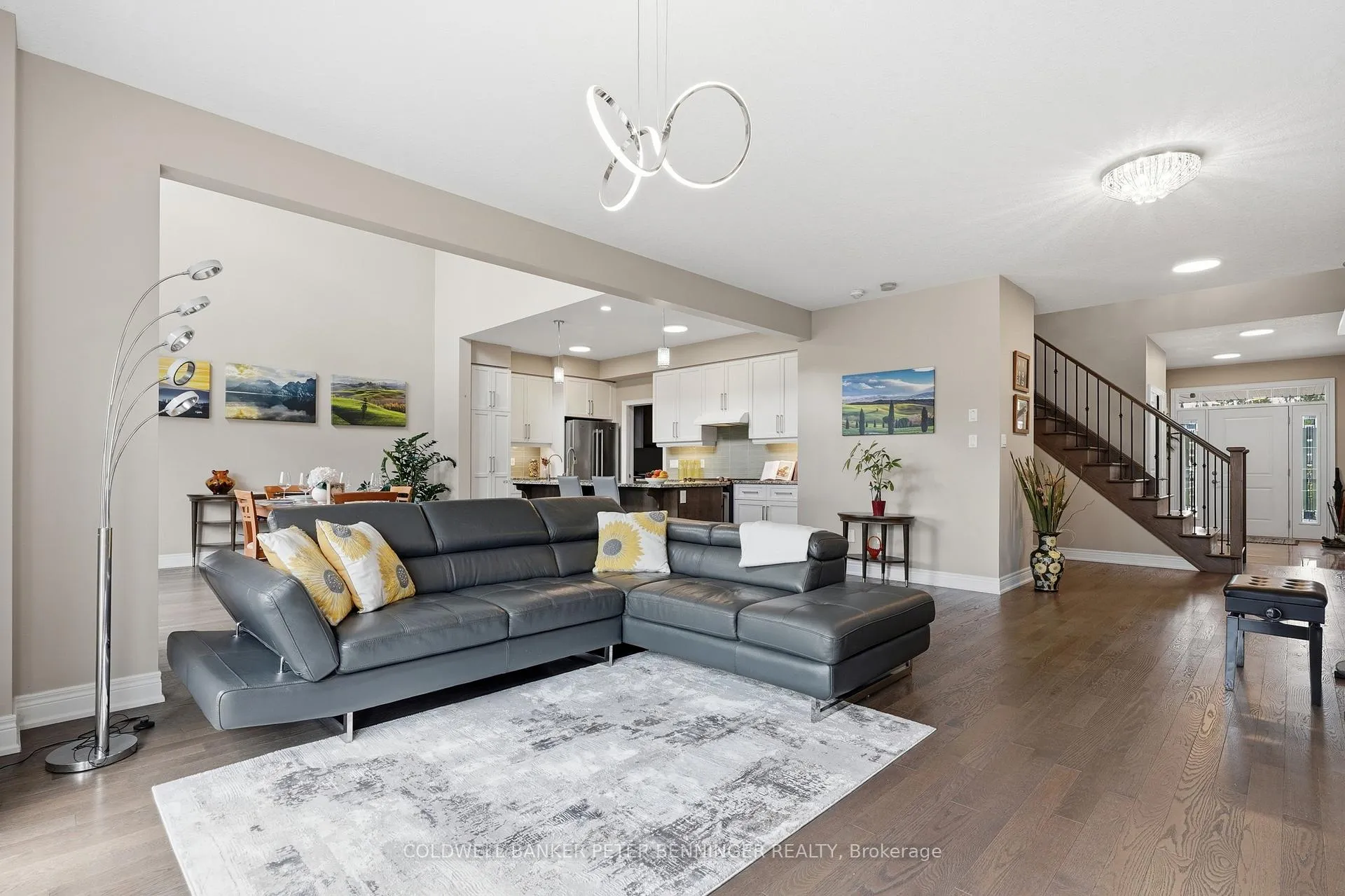 Photo 11 of 308 Carriage Way N, Waterloo, Bridgeport — HOMEH