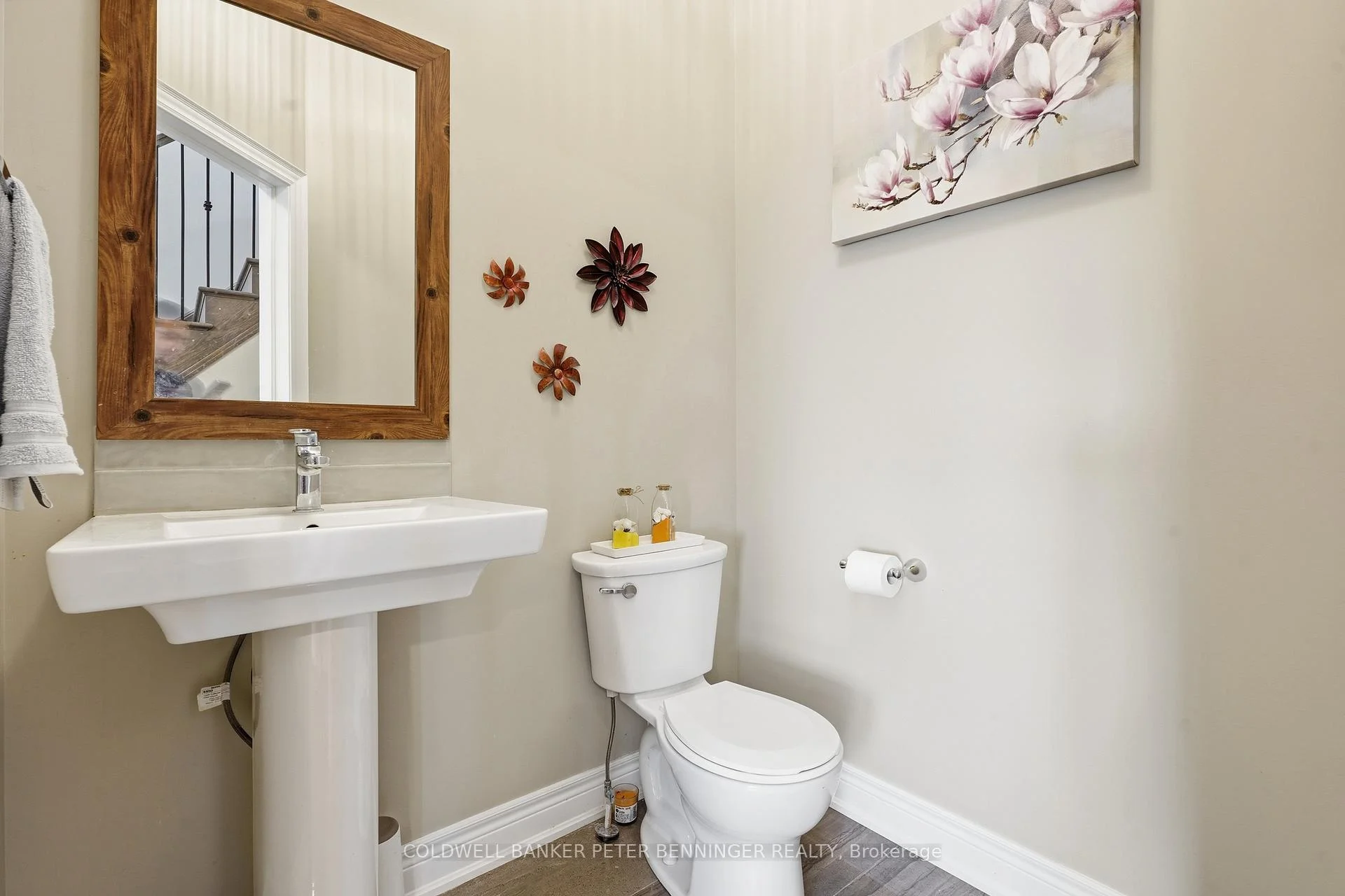 Photo 17 of 308 Carriage Way N, Waterloo, Bridgeport — HOMEH