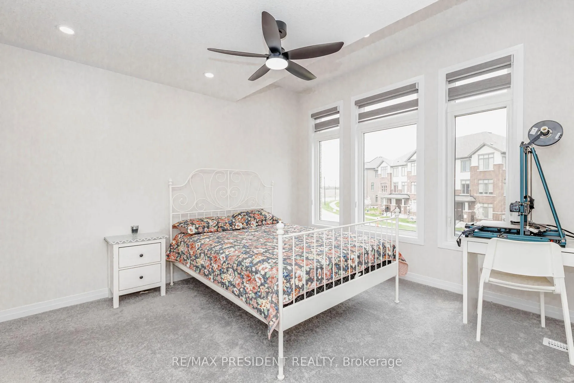 Photo 39 of 405 Newman Drive, Cambridge, Westview — HOMEH
