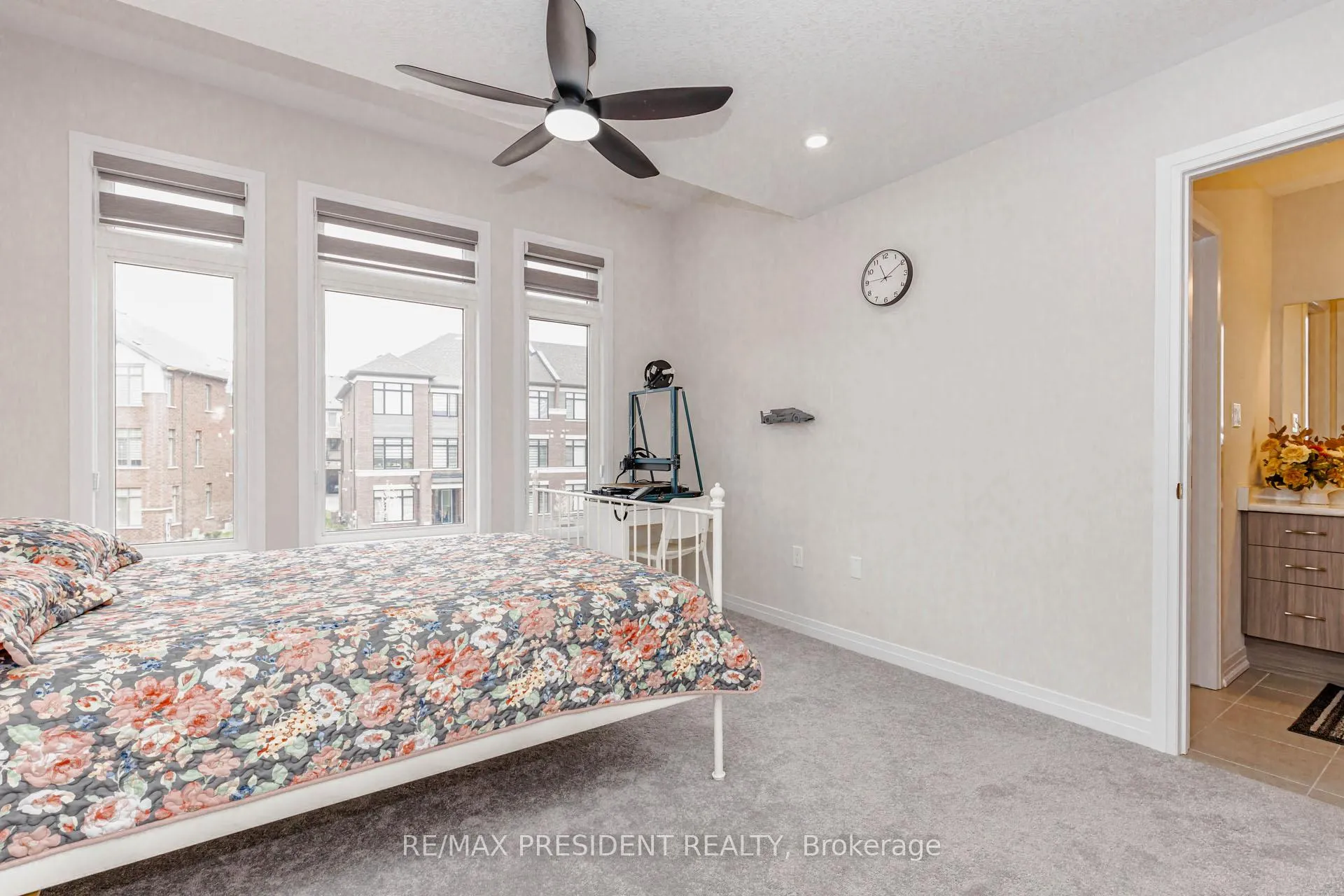Photo 40 of 405 Newman Drive, Cambridge, Westview — HOMEH