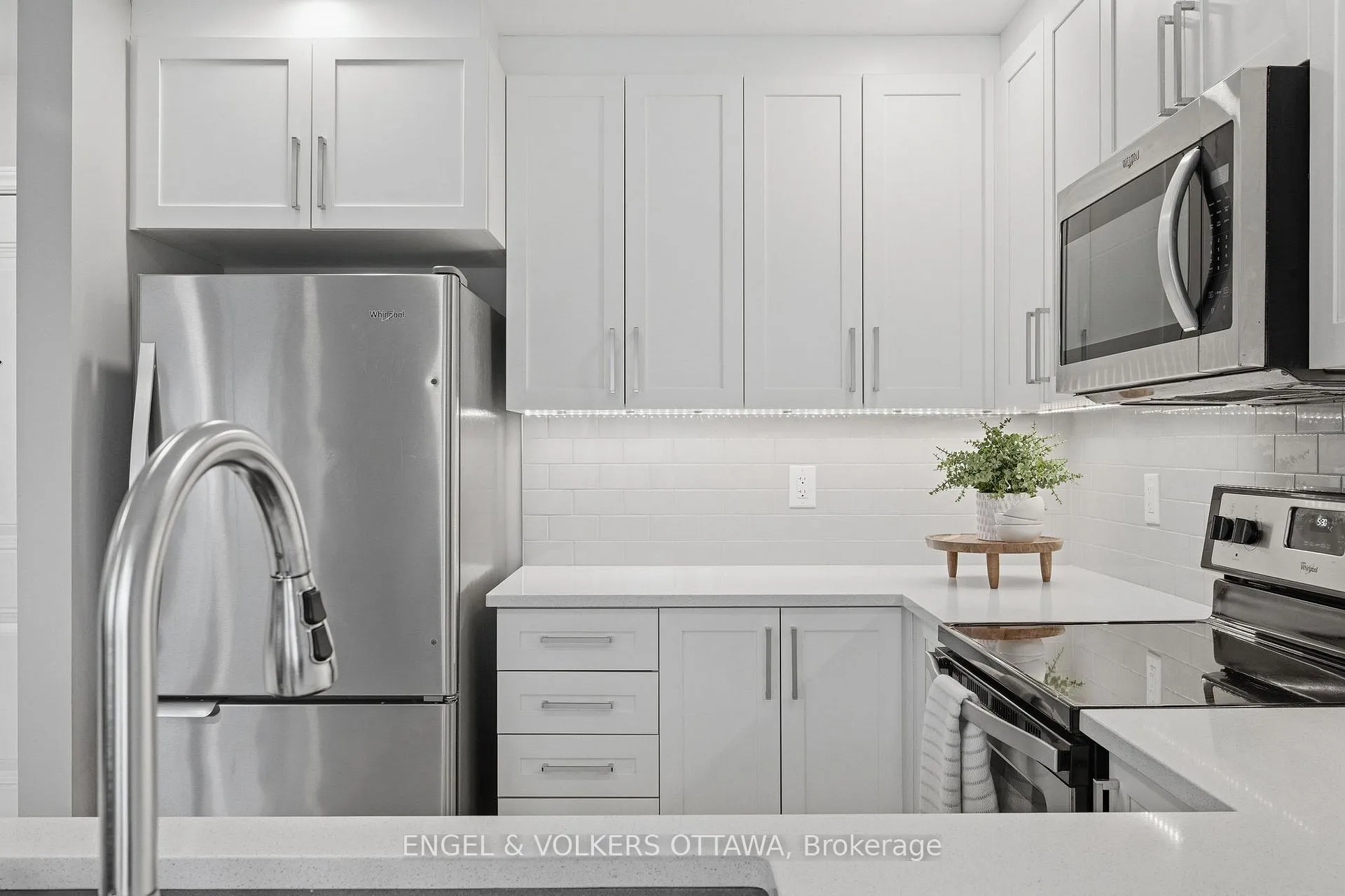 Photo 11 of Unit 10, 365 Tribeca Private, Ottawa, Barrhaven - Longfields — HOMEH