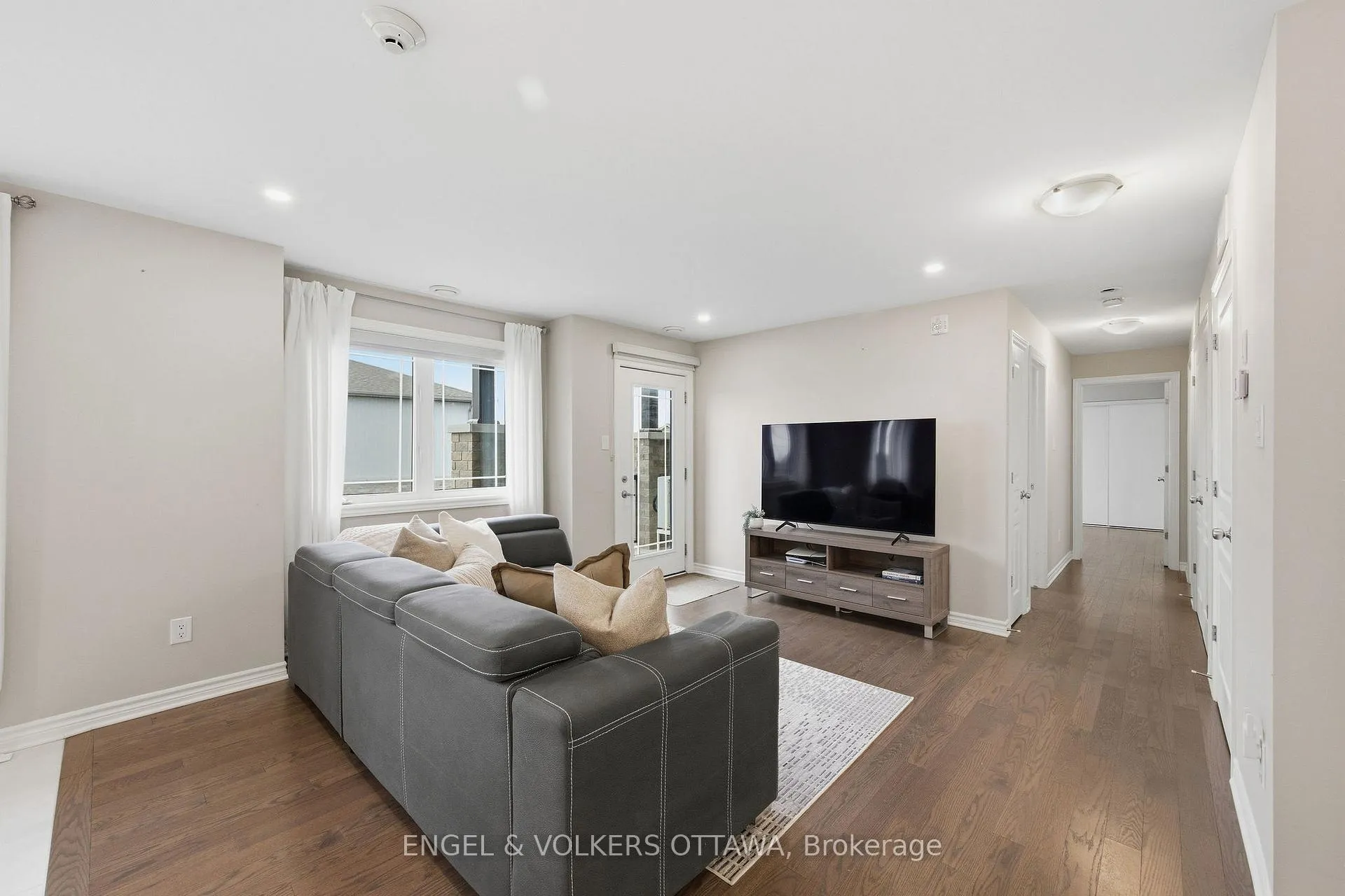 Photo 17 of Unit 10, 365 Tribeca Private, Ottawa, Barrhaven - Longfields — HOMEH