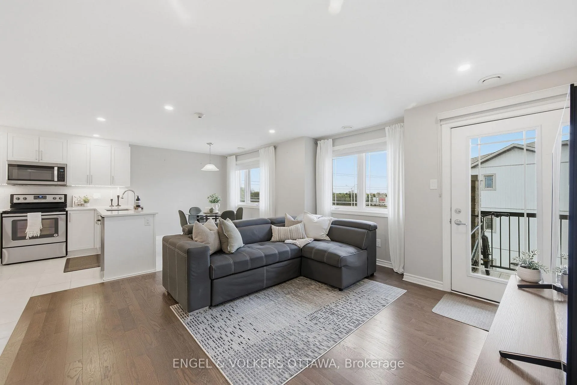 Photo 20 of Unit 10, 365 Tribeca Private, Ottawa, Barrhaven - Longfields — HOMEH