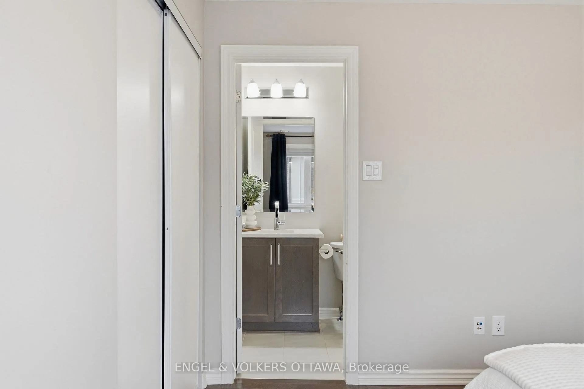 Photo 33 of Unit 10, 365 Tribeca Private, Ottawa, Barrhaven - Longfields — HOMEH