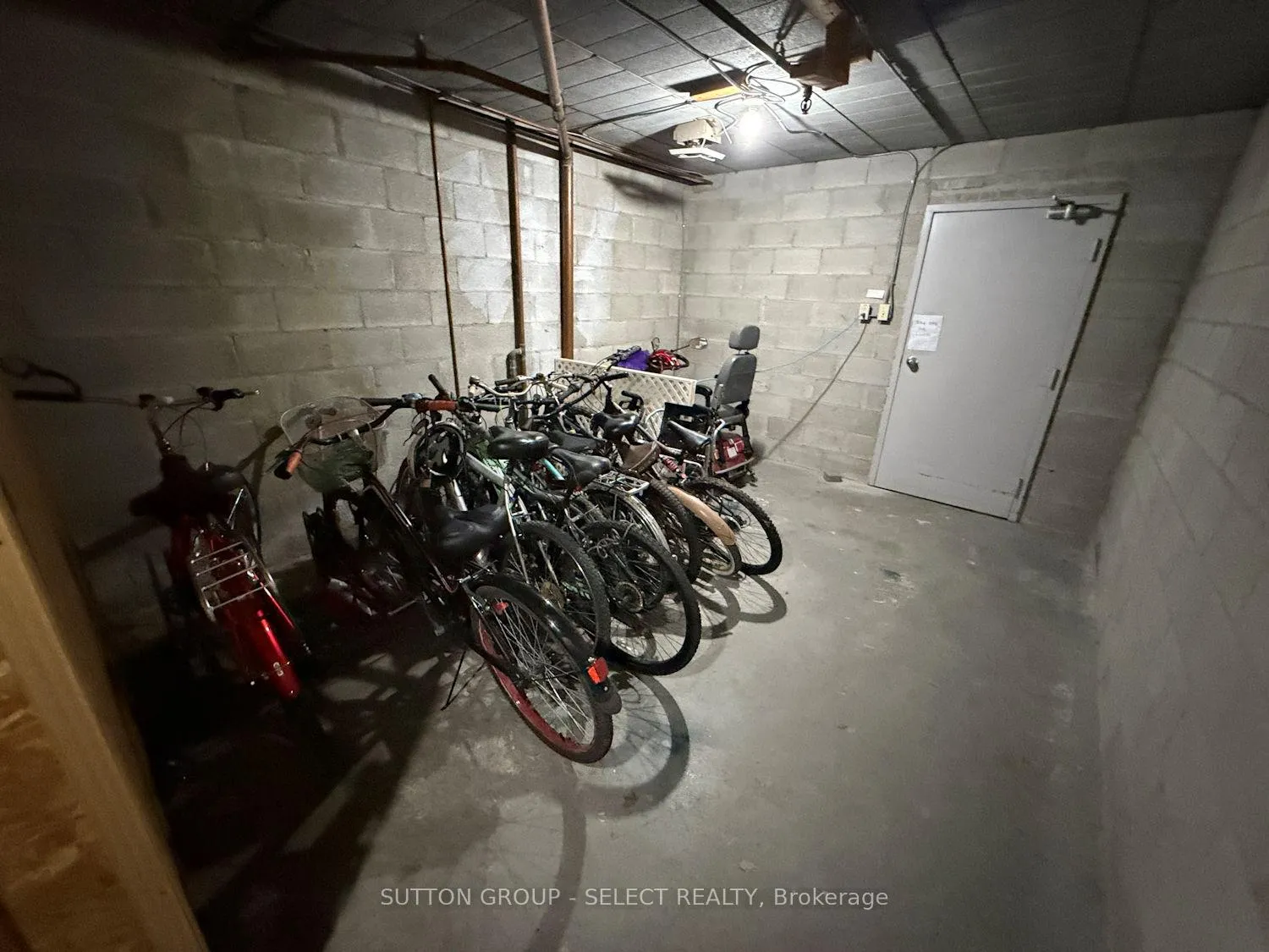 Photo 7 of Unit 203, 80 Breckenridge Drive, Kitchener, Heritage Park - Kitchener — HOMEH