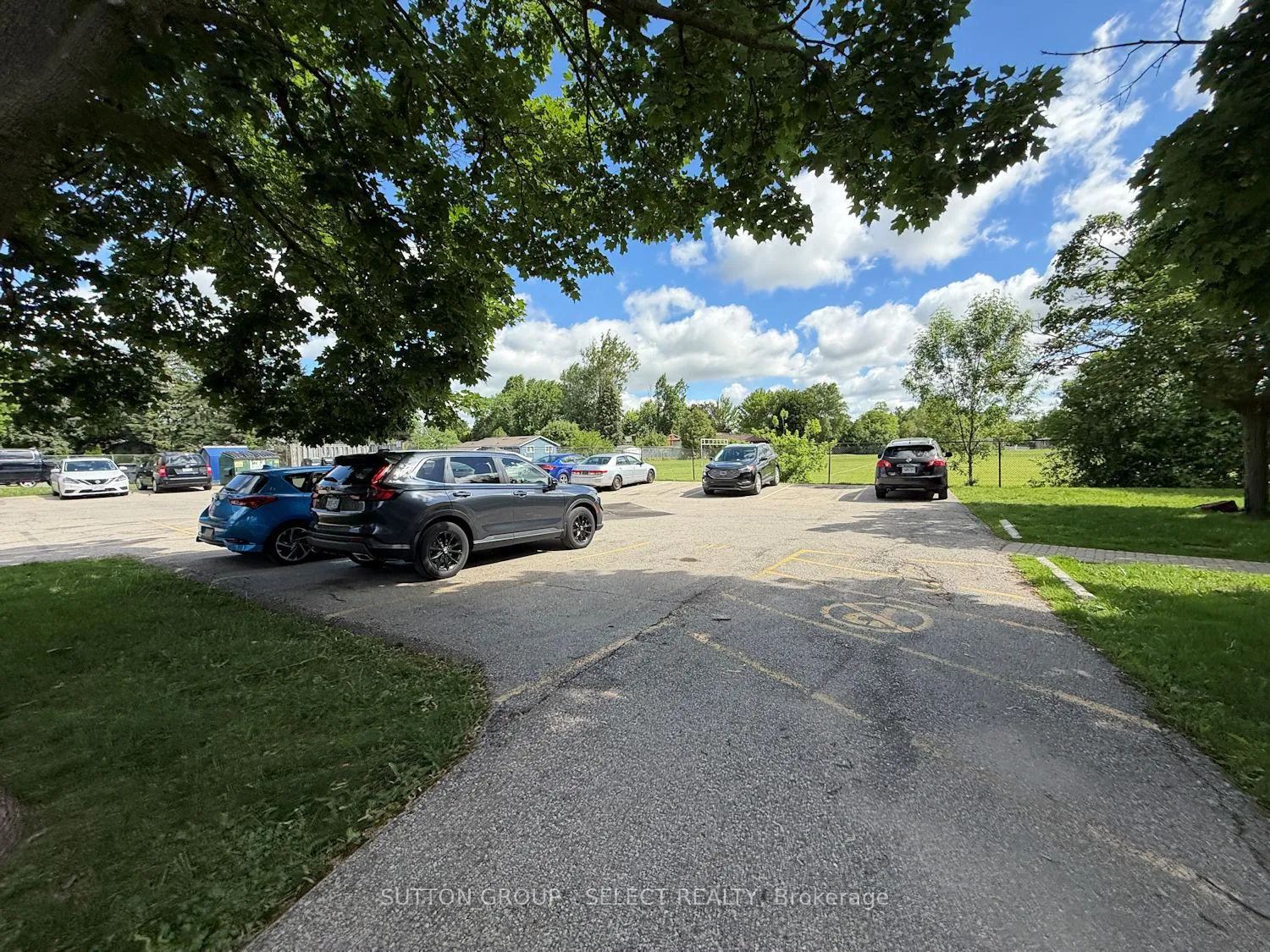 Photo 8 of Unit 203, 80 Breckenridge Drive, Kitchener, Heritage Park - Kitchener — HOMEH