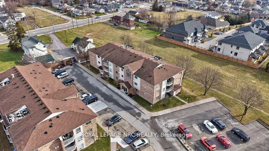 Photo 1 of Unit 303B, 1061 Vansickle Road, St. Catharines, Grapeview — HOMEH