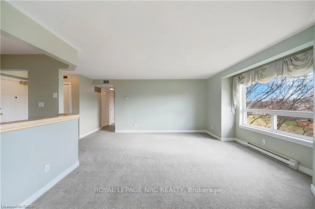 Photo 9 of Unit 303B, 1061 Vansickle Road, St. Catharines, Grapeview — HOMEH