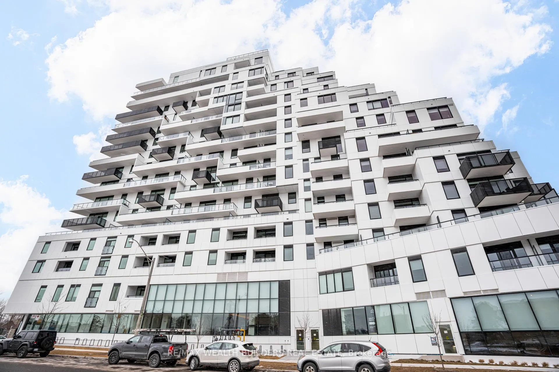Photo 3 of Unit 916, 1050 Eastern Avenue, Toronto, The Beaches — HOMEH