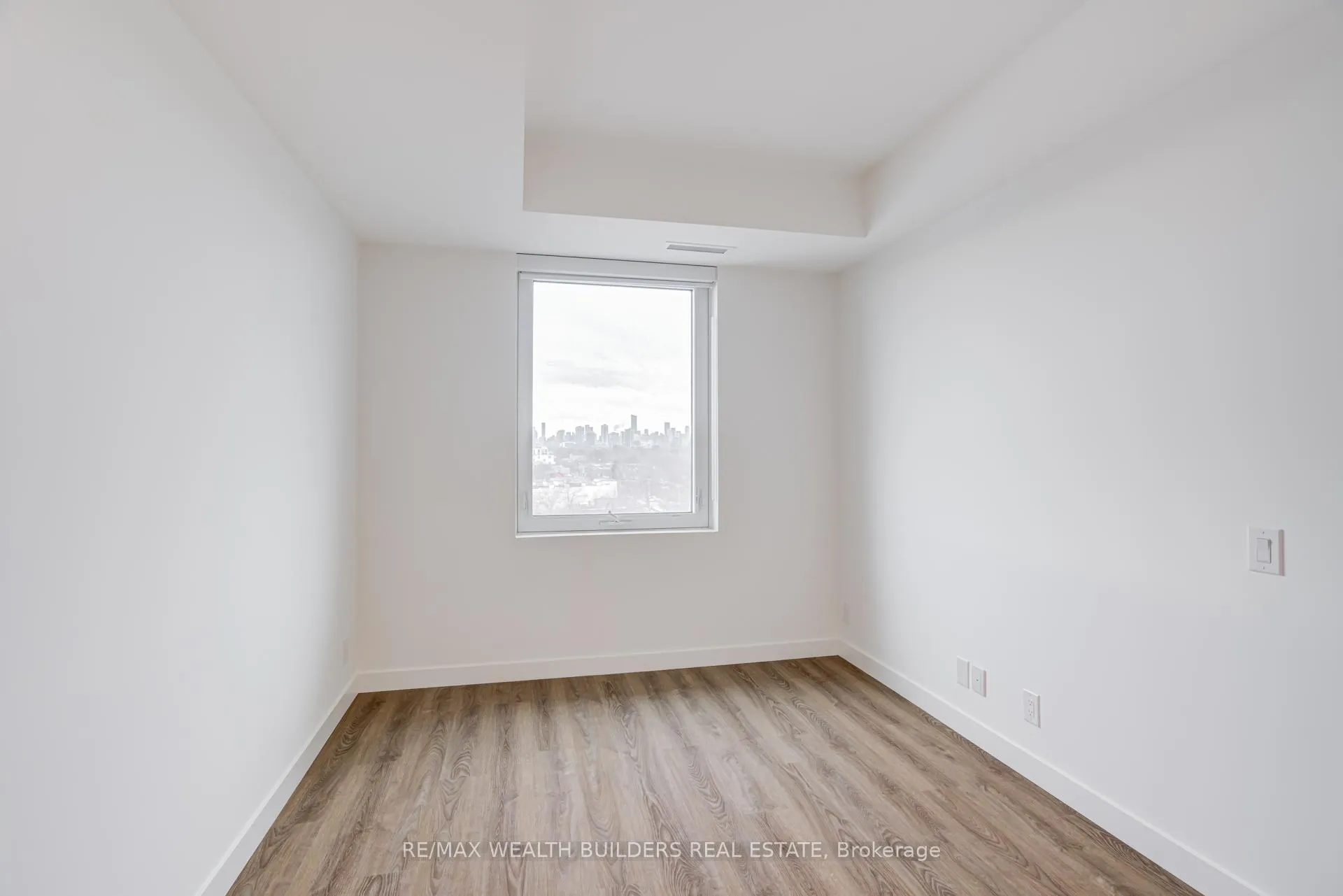 Photo 19 of Unit 916, 1050 Eastern Avenue, Toronto, The Beaches — HOMEH