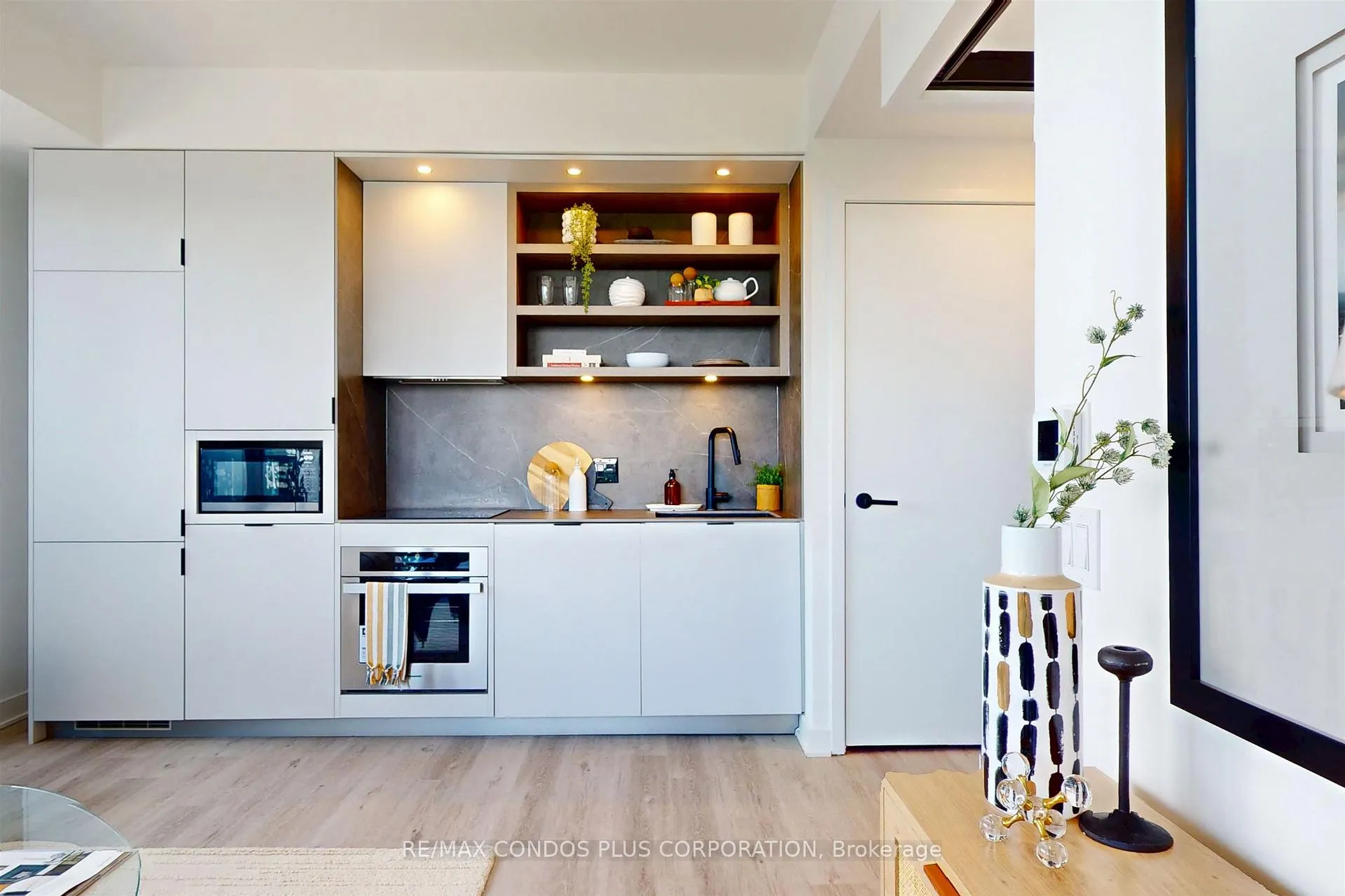 Photo 5 of Unit 3812, 55 Charles Street E, Toronto, Church-Yonge Corridor — HOMEH