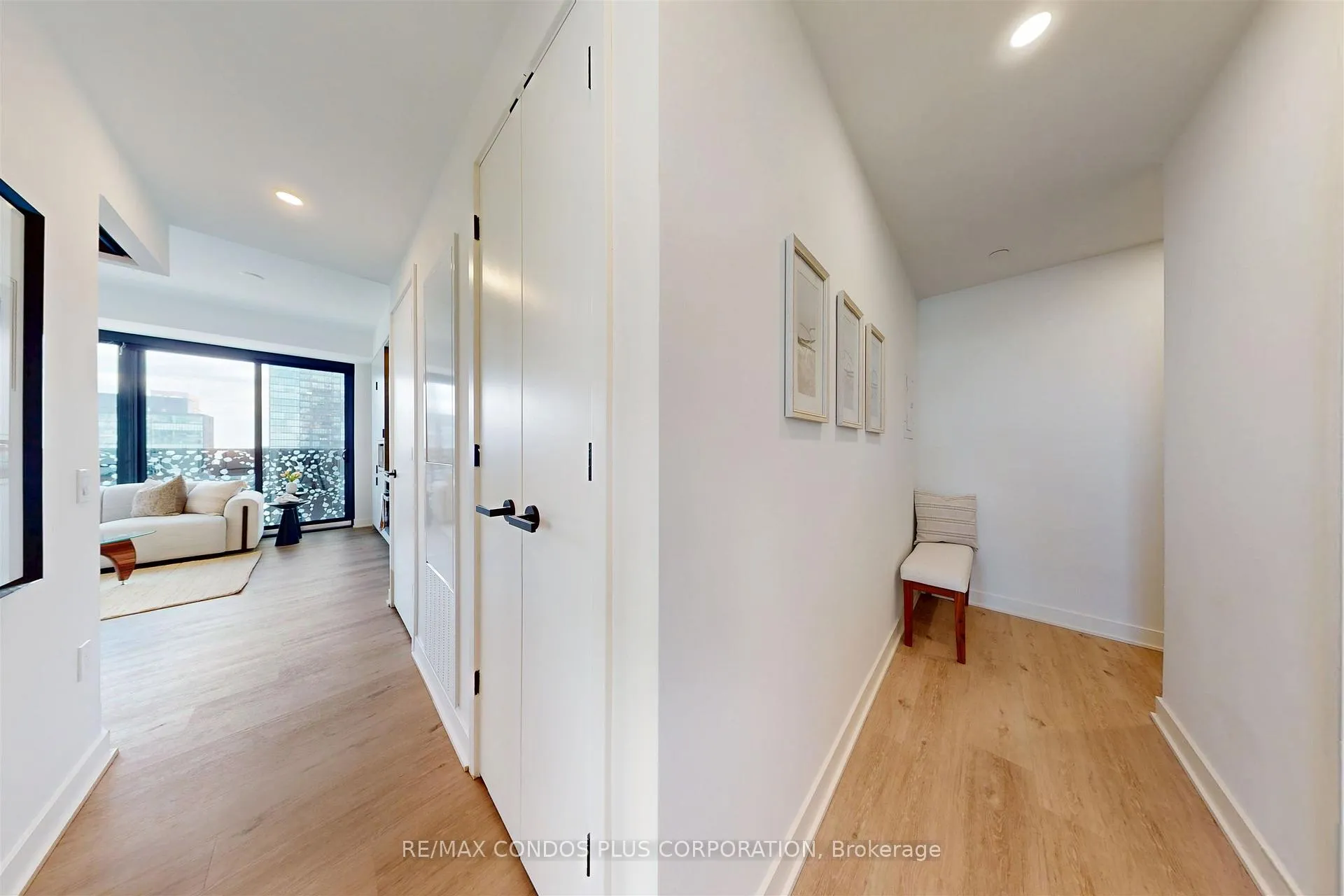 Photo 13 of Unit 3812, 55 Charles Street E, Toronto, Church-Yonge Corridor — HOMEH