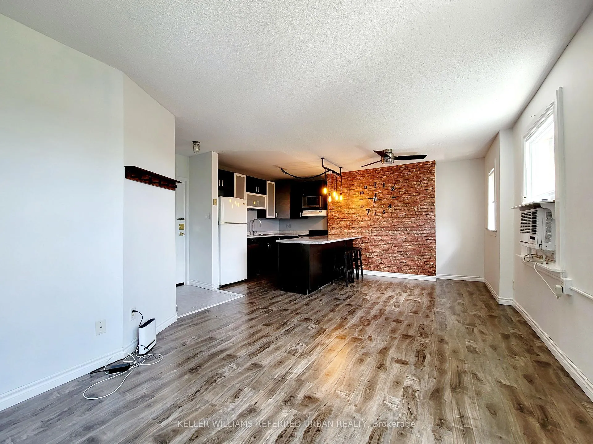 Front of Unit 407, 114 Vaughan Road