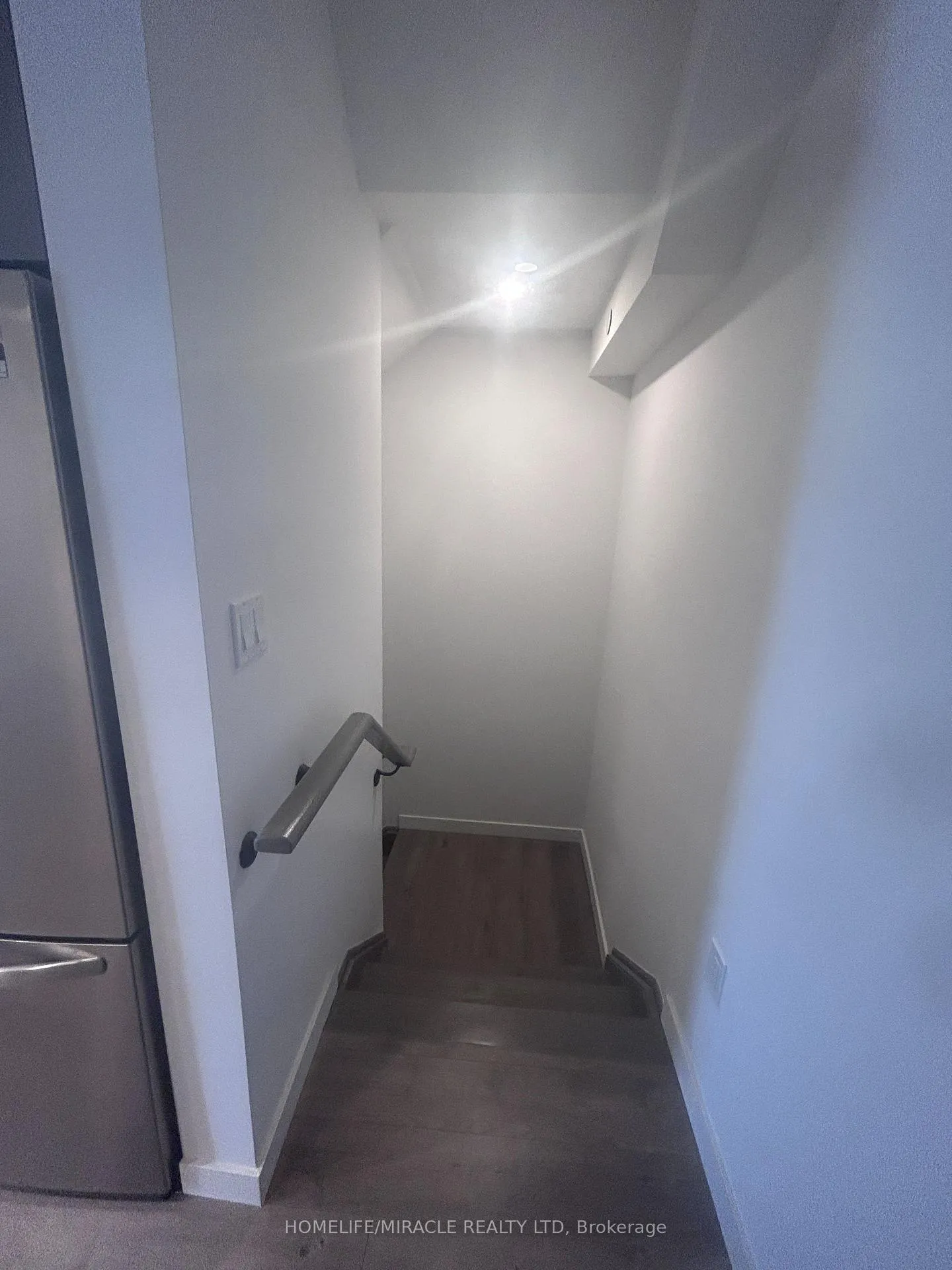 Photo 10 of Unit 21, 109 Marydale Avenue, Markham, Middlefield — HOMEH