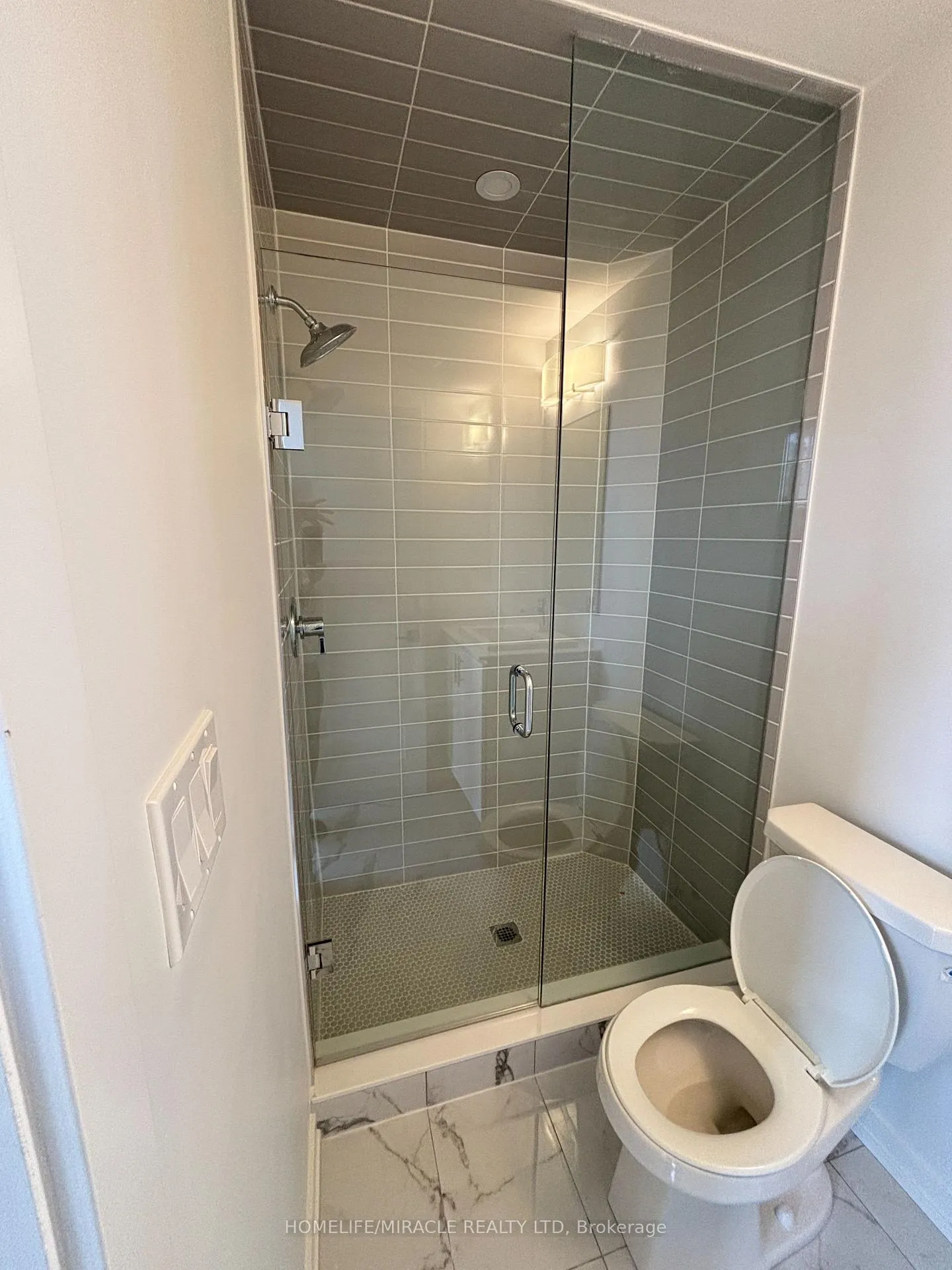 Photo 12 of Unit 26, 17 Lytham Green Circle, Newmarket, Glenway Estates — HOMEH