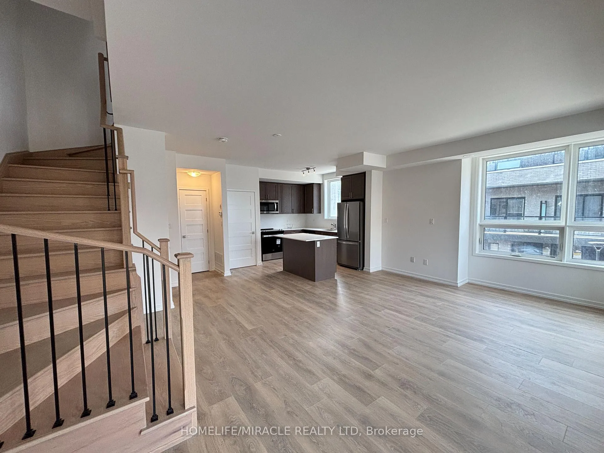 Photo 18 of Unit 26, 17 Lytham Green Circle, Newmarket, Glenway Estates — HOMEH