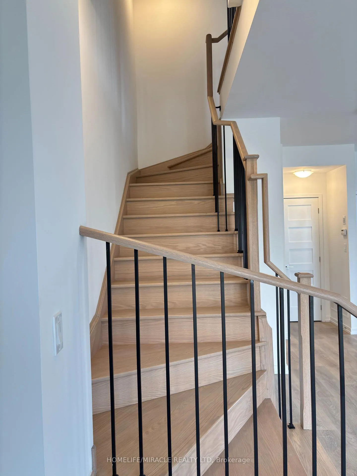Photo 21 of Unit 26, 17 Lytham Green Circle, Newmarket, Glenway Estates — HOMEH