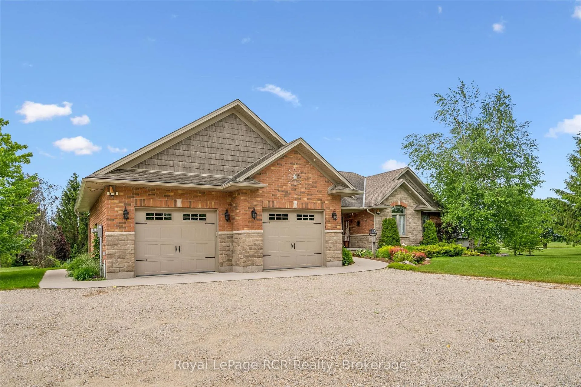 Photo 10 of 104 Harris Crescent, Southgate — HOMEH