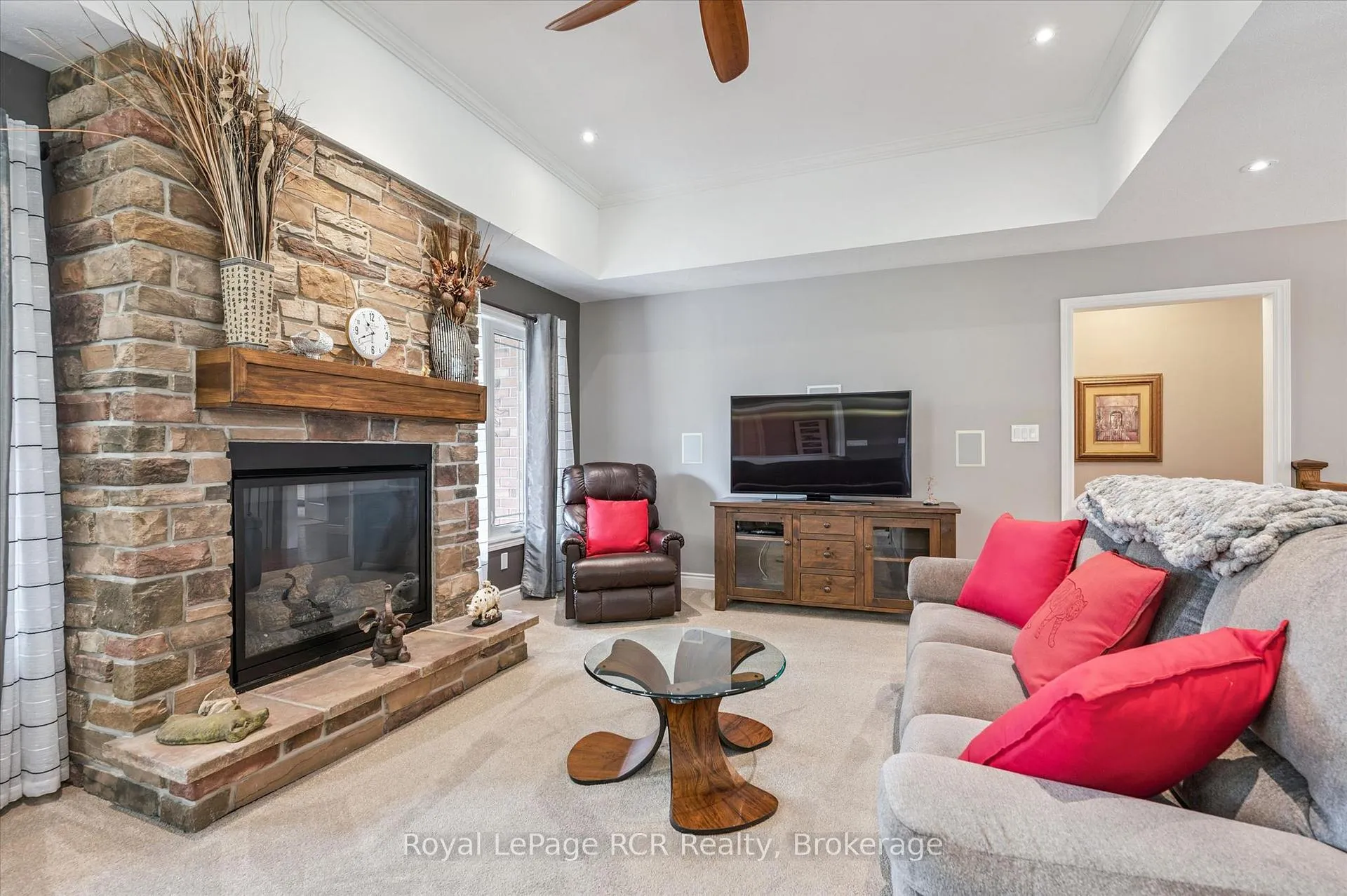 Photo 16 of 104 Harris Crescent, Southgate — HOMEH