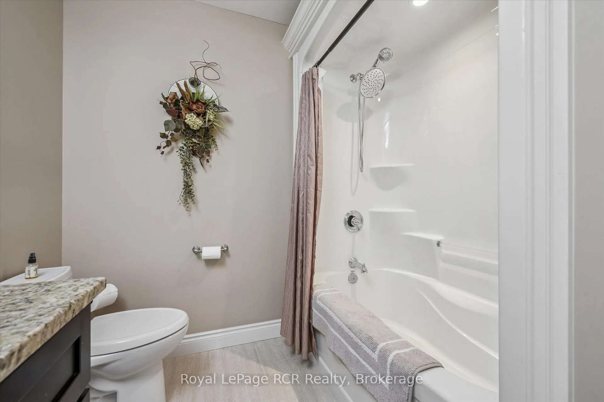Photo 29 of 104 Harris Crescent, Southgate — HOMEH