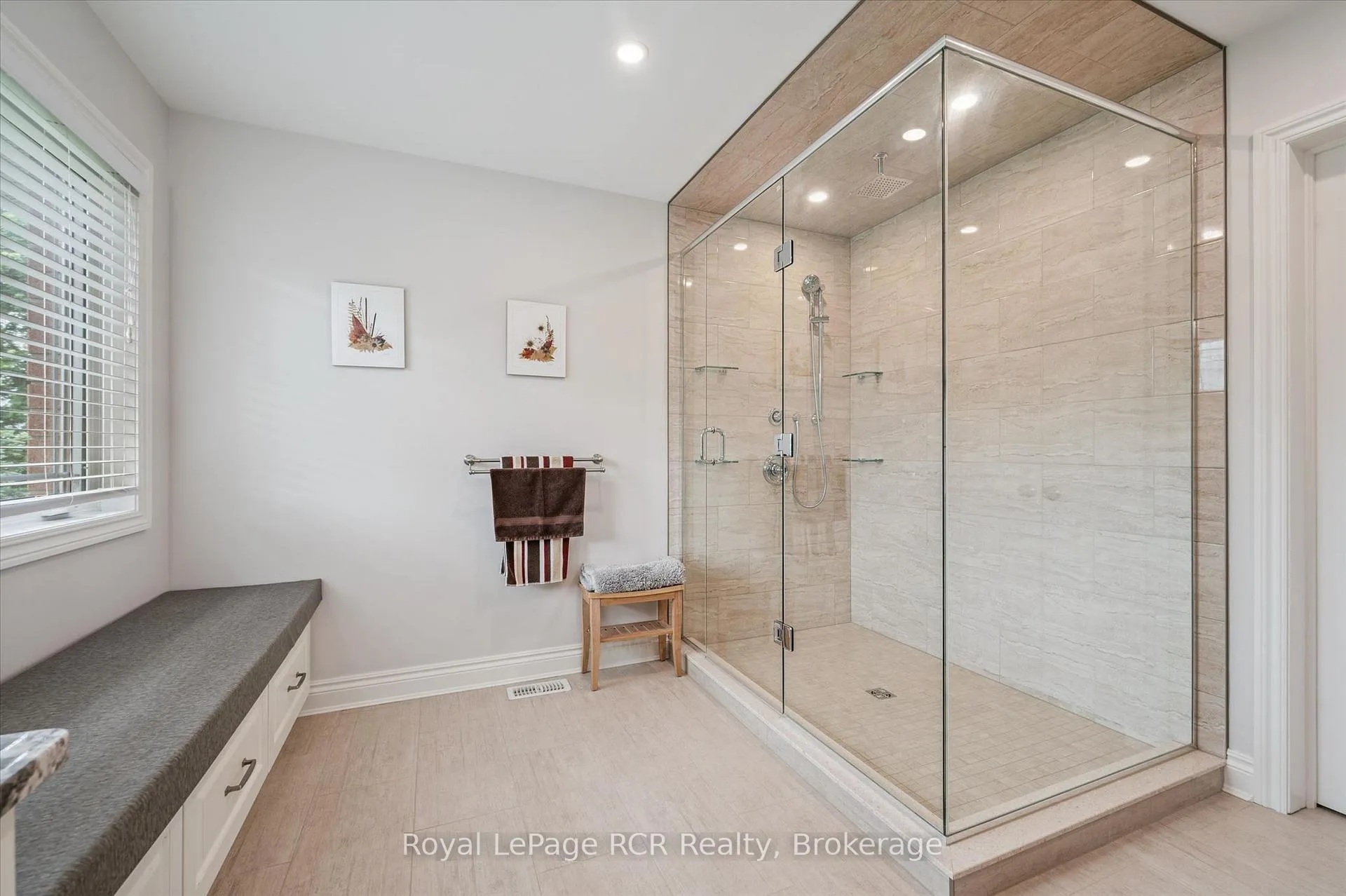 Photo 32 of 104 Harris Crescent, Southgate — HOMEH